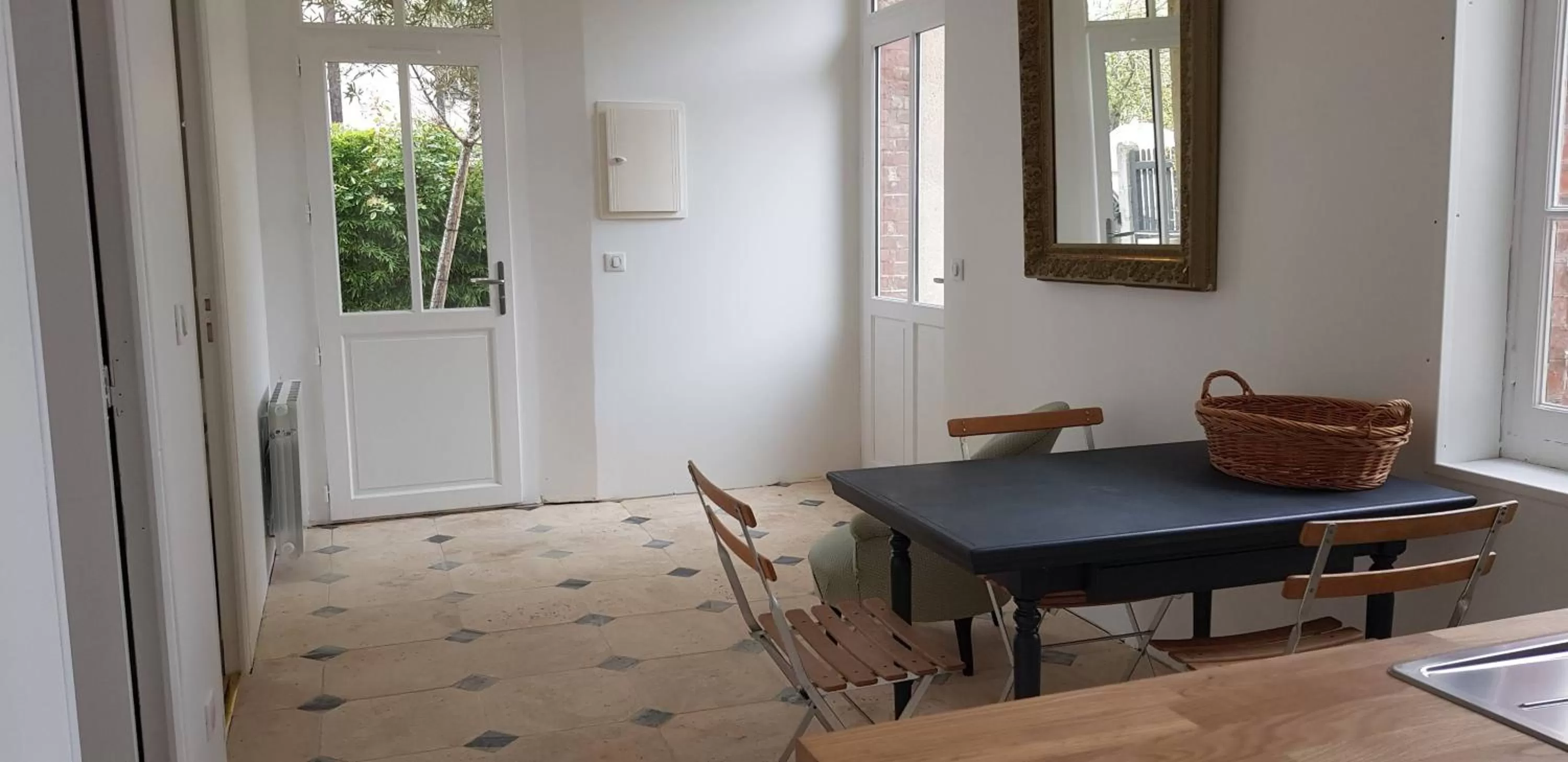 Living room, Kitchen/Kitchenette in Les Cabines