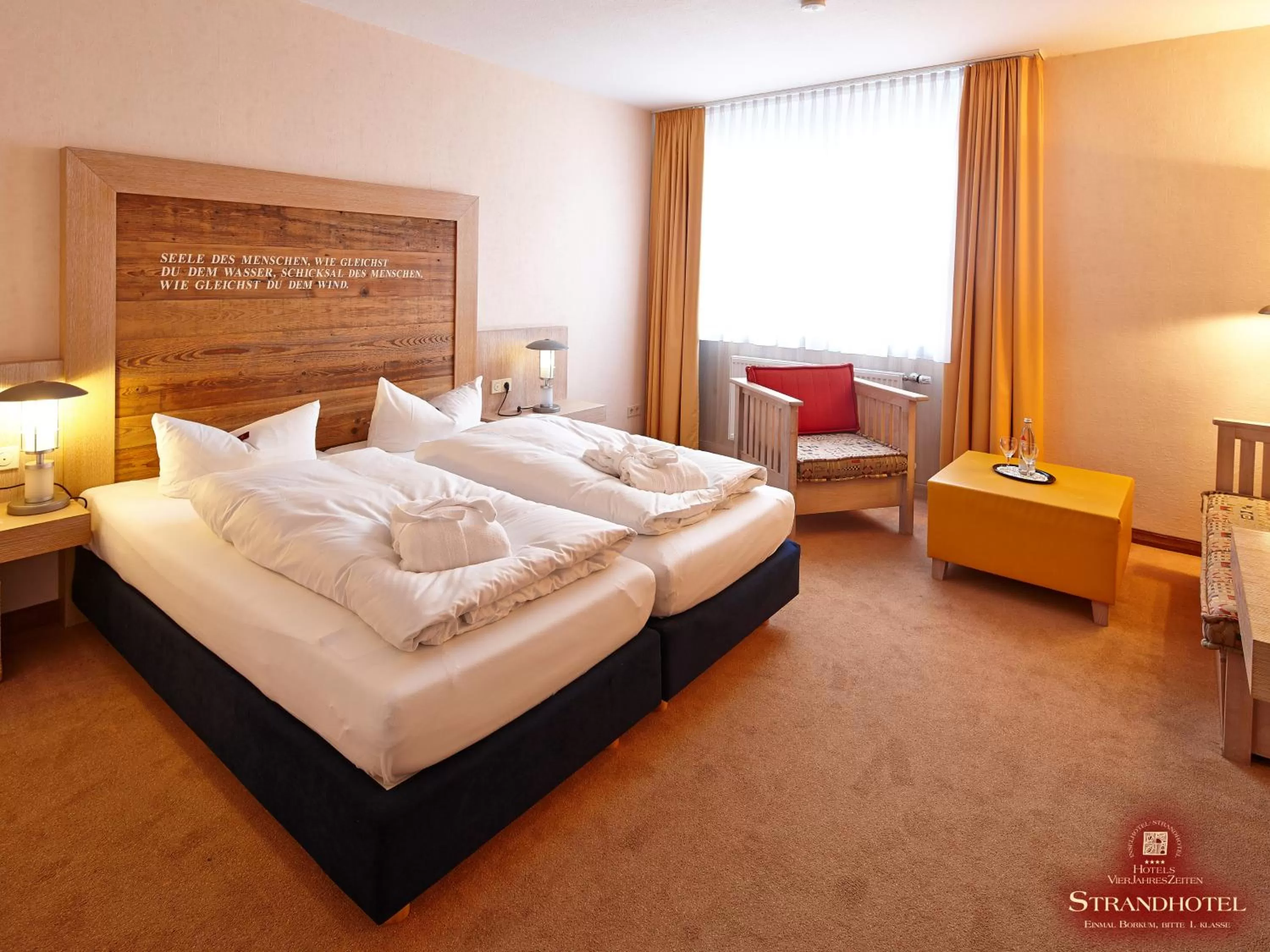 Superior Double Room with landward view in Strandhotel VierJahresZeiten