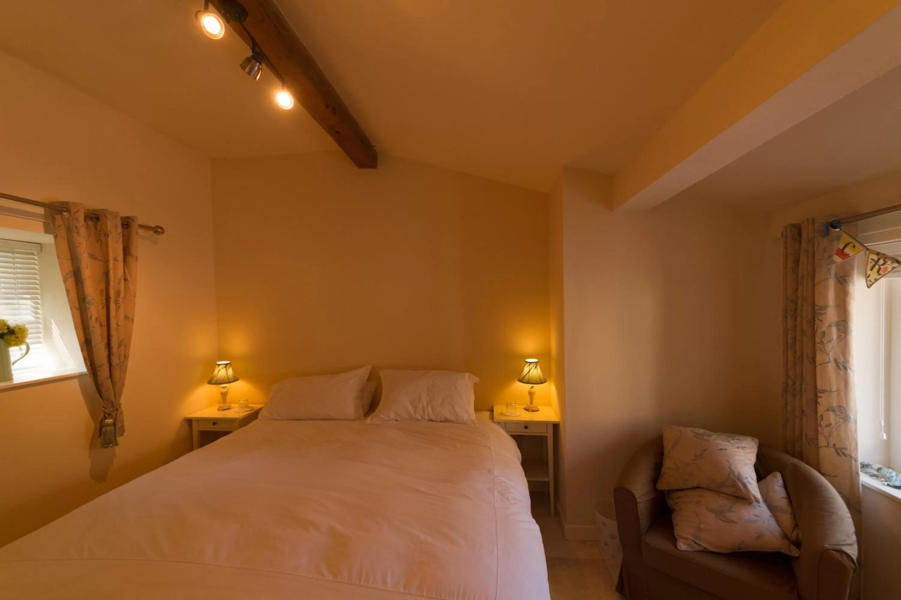 Bedroom, Bed in Pant Teg B & B