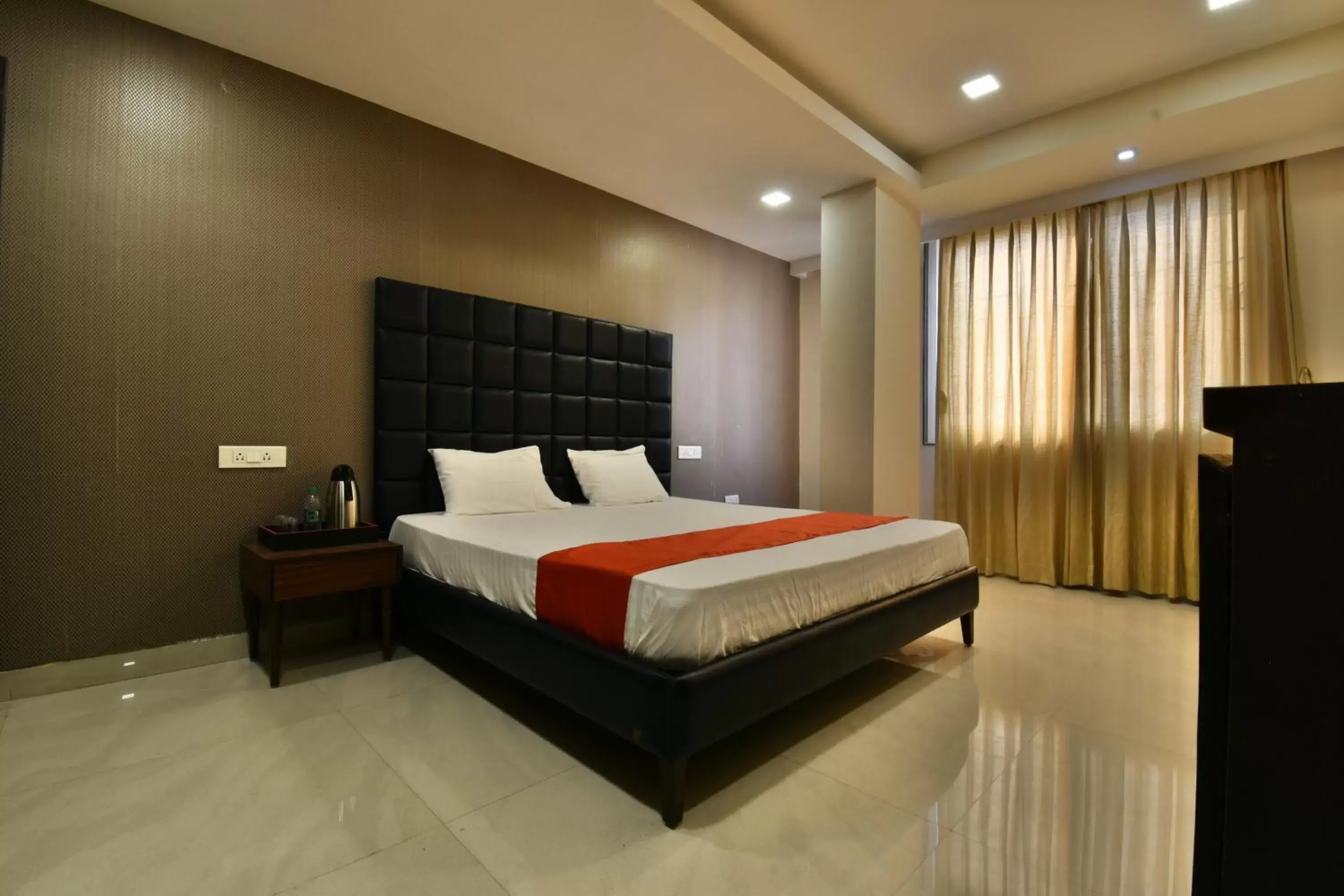 Deluxe Double Room - single occupancy in The Clovers Inn Deluxe Double Room - single occupancy in The Clovers Inn