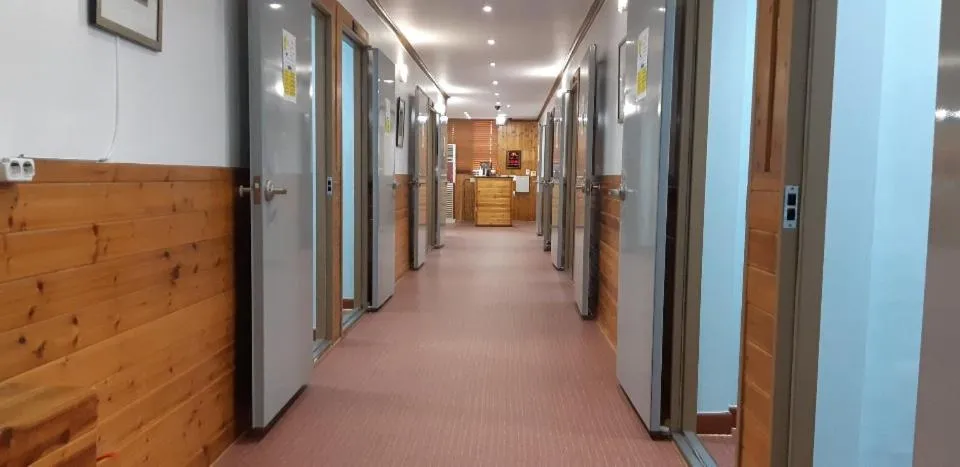 Lobby or reception in Kimstay 9