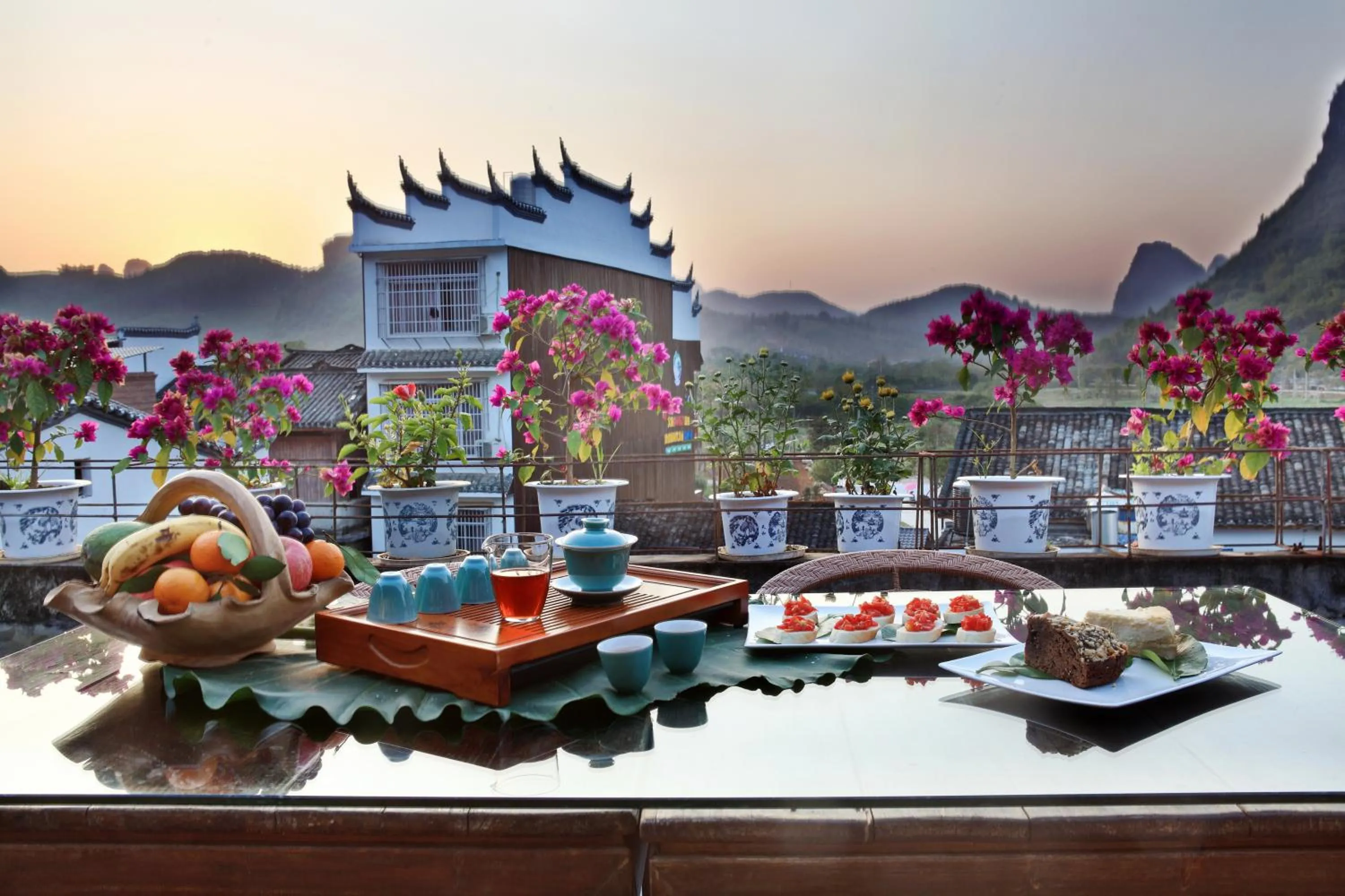 Restaurant/places to eat in Yangshuo Village Inn Boutique Hotel