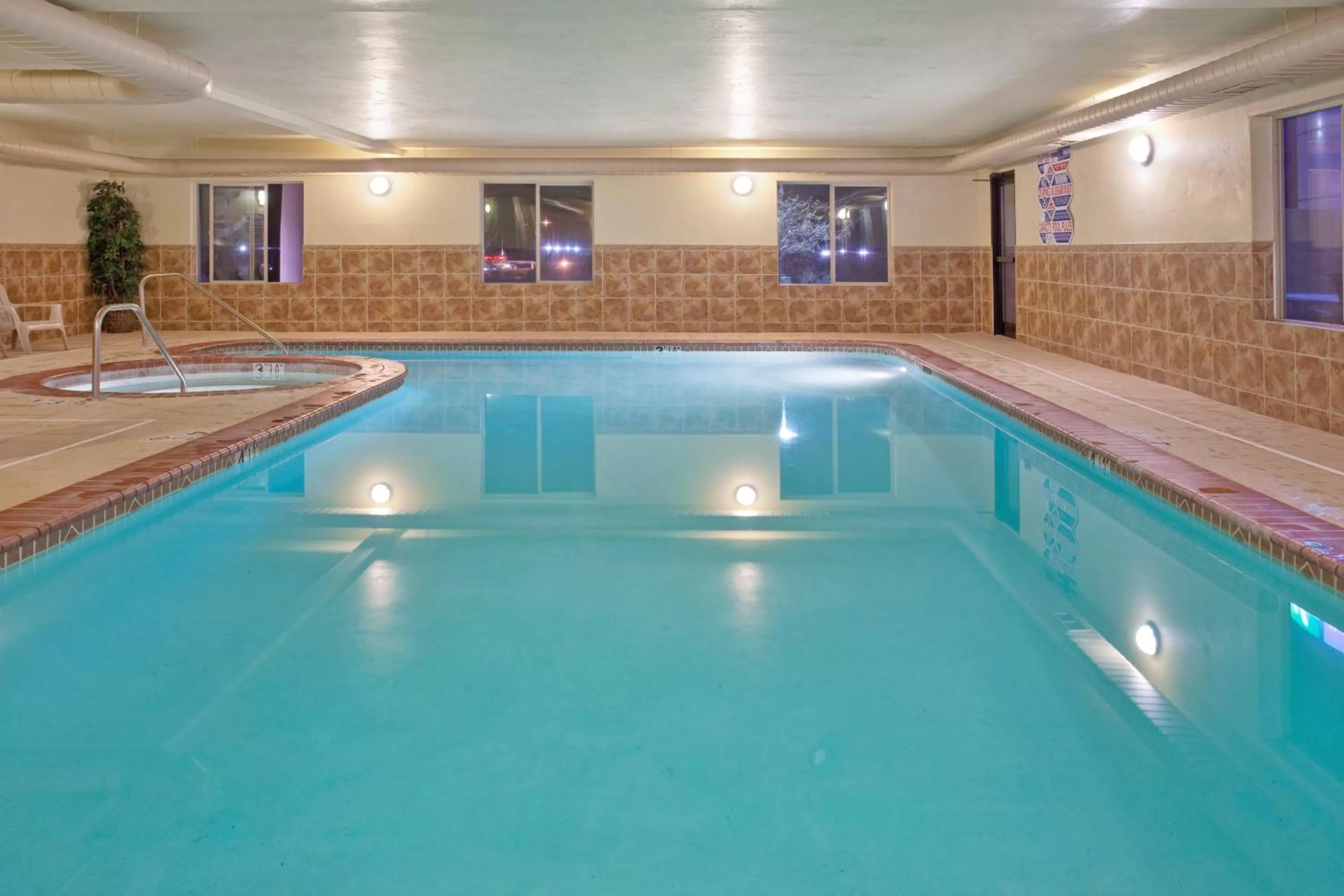 Swimming pool in Holiday Inn Express Hotel & Suites Cedar City by IHG
