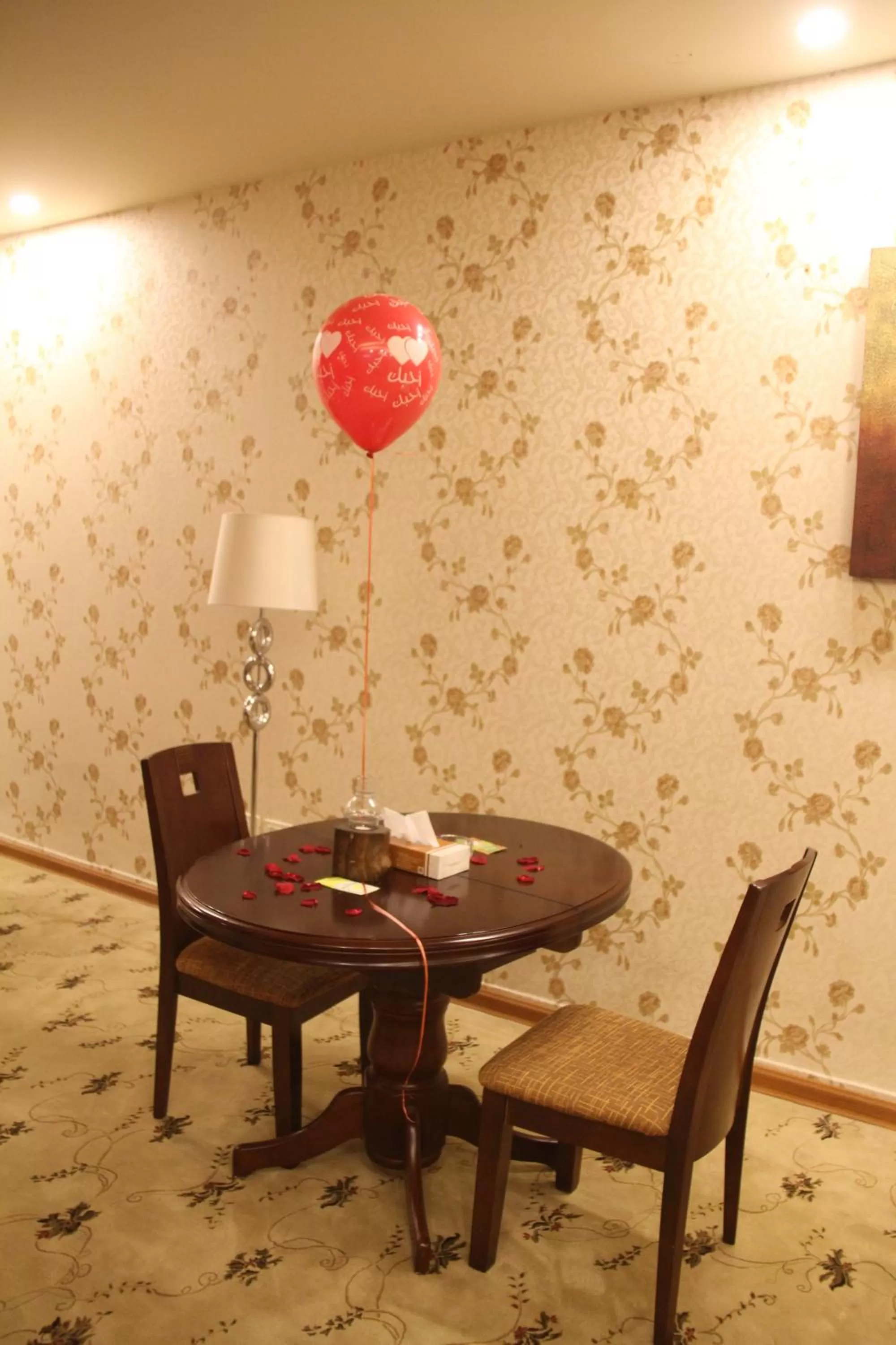 Seating area, Dining Area in Saleem Afandi Hotel
