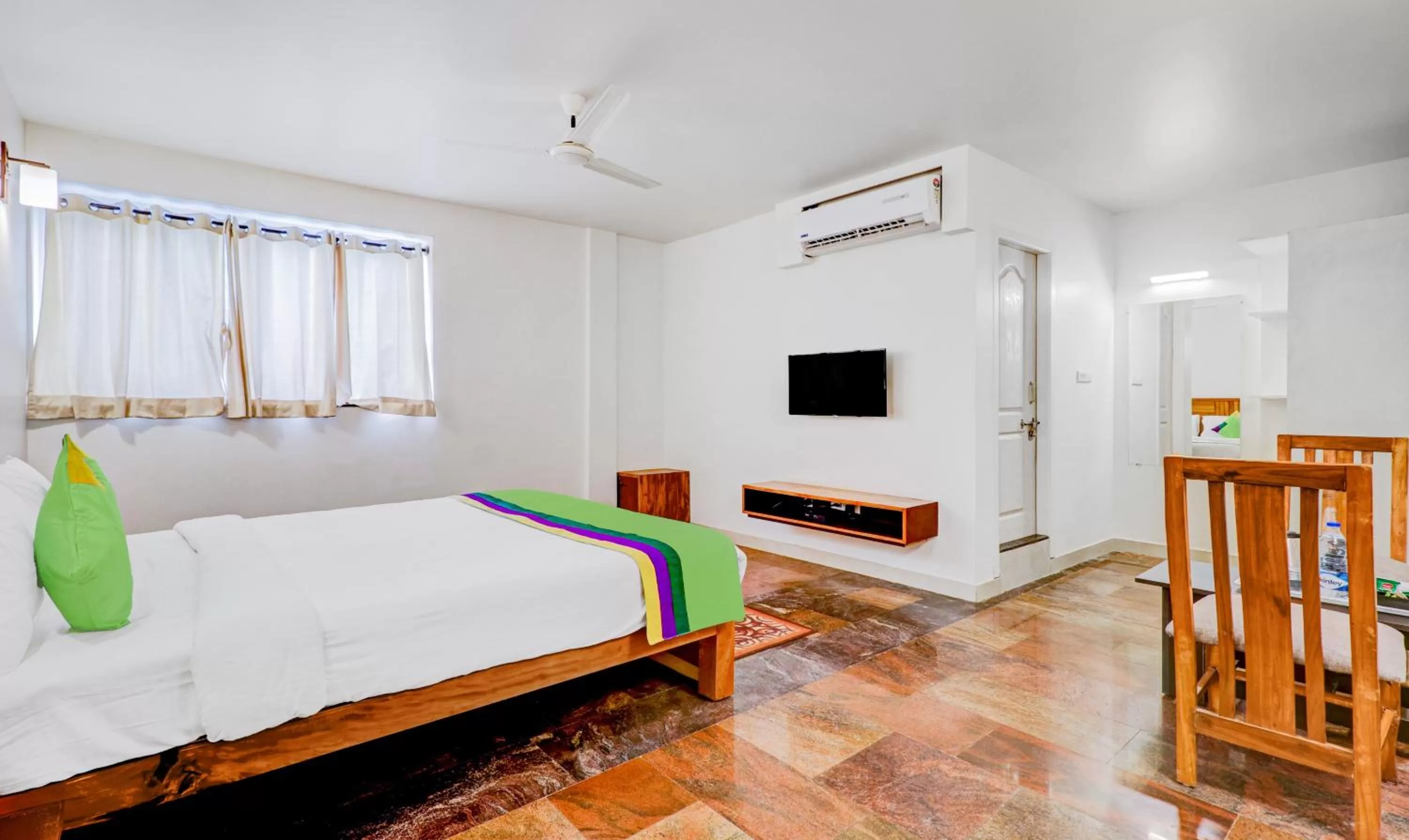 Bed in Treebo Benaka Residency