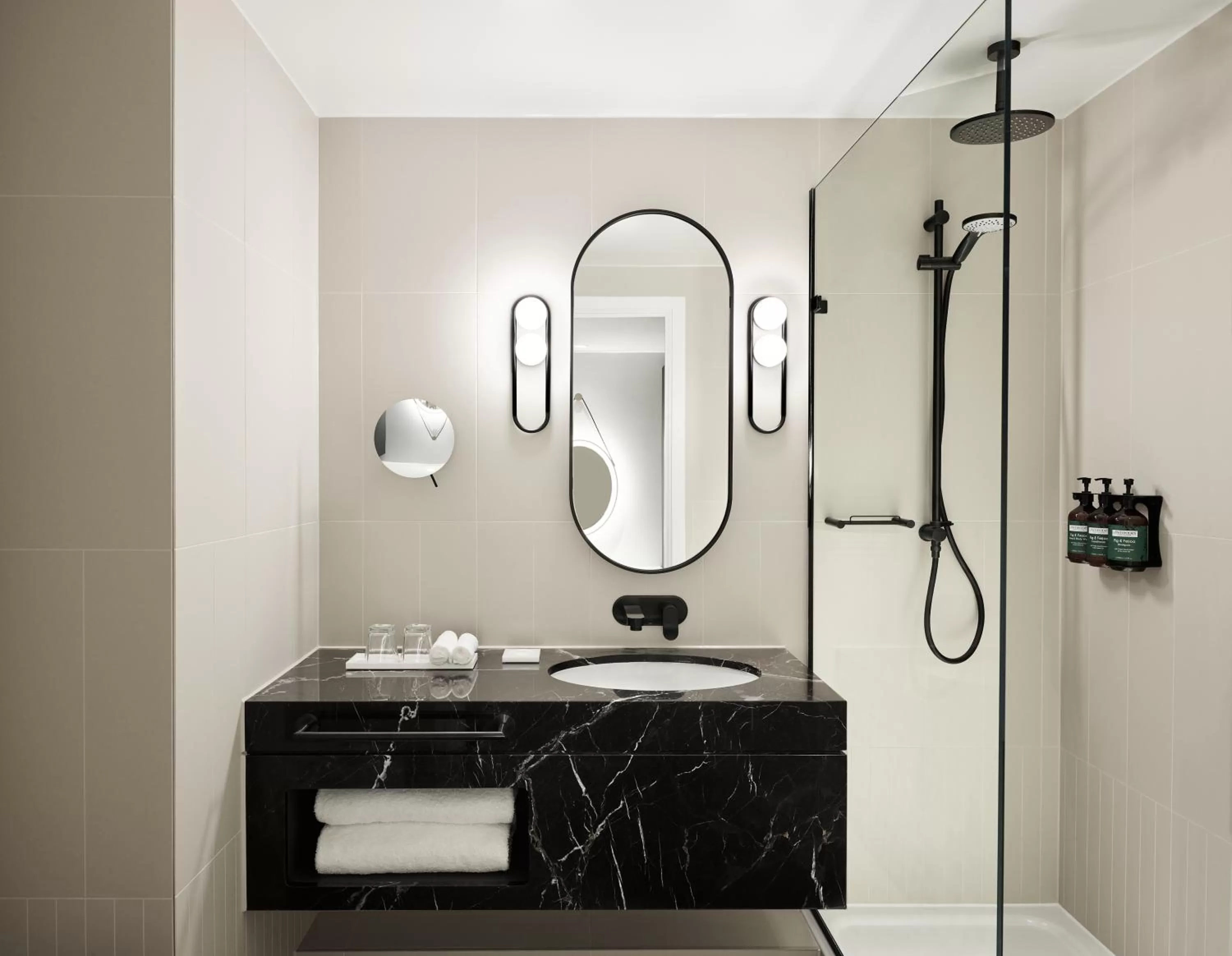 Bathroom in Hyatt Regency London Stratford