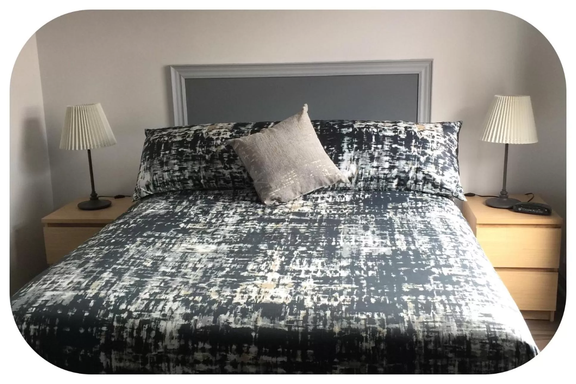 Bed in Shoreline Suites