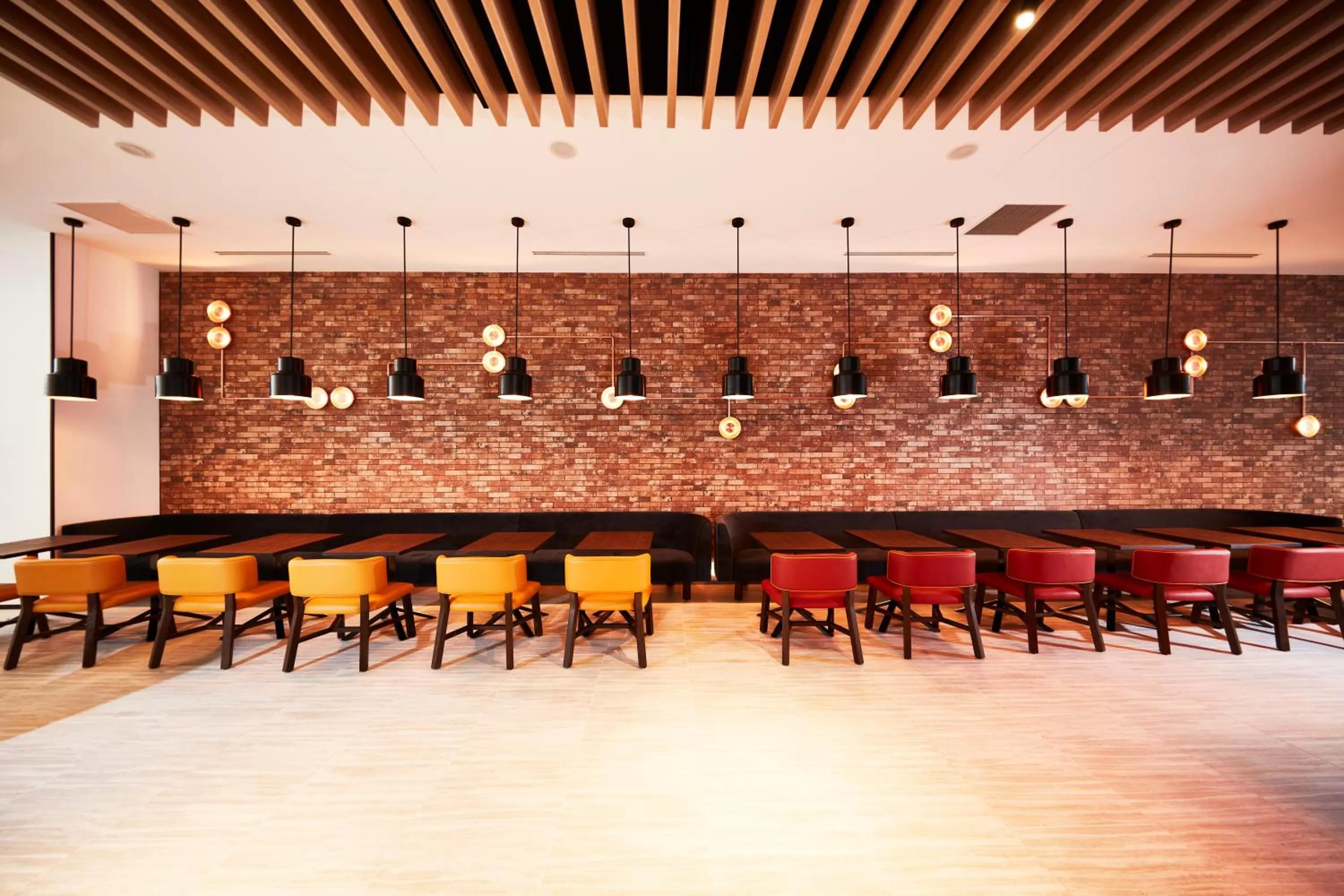 Restaurant/places to eat in Holiday Inn Express Melbourne Little Collins by IHG