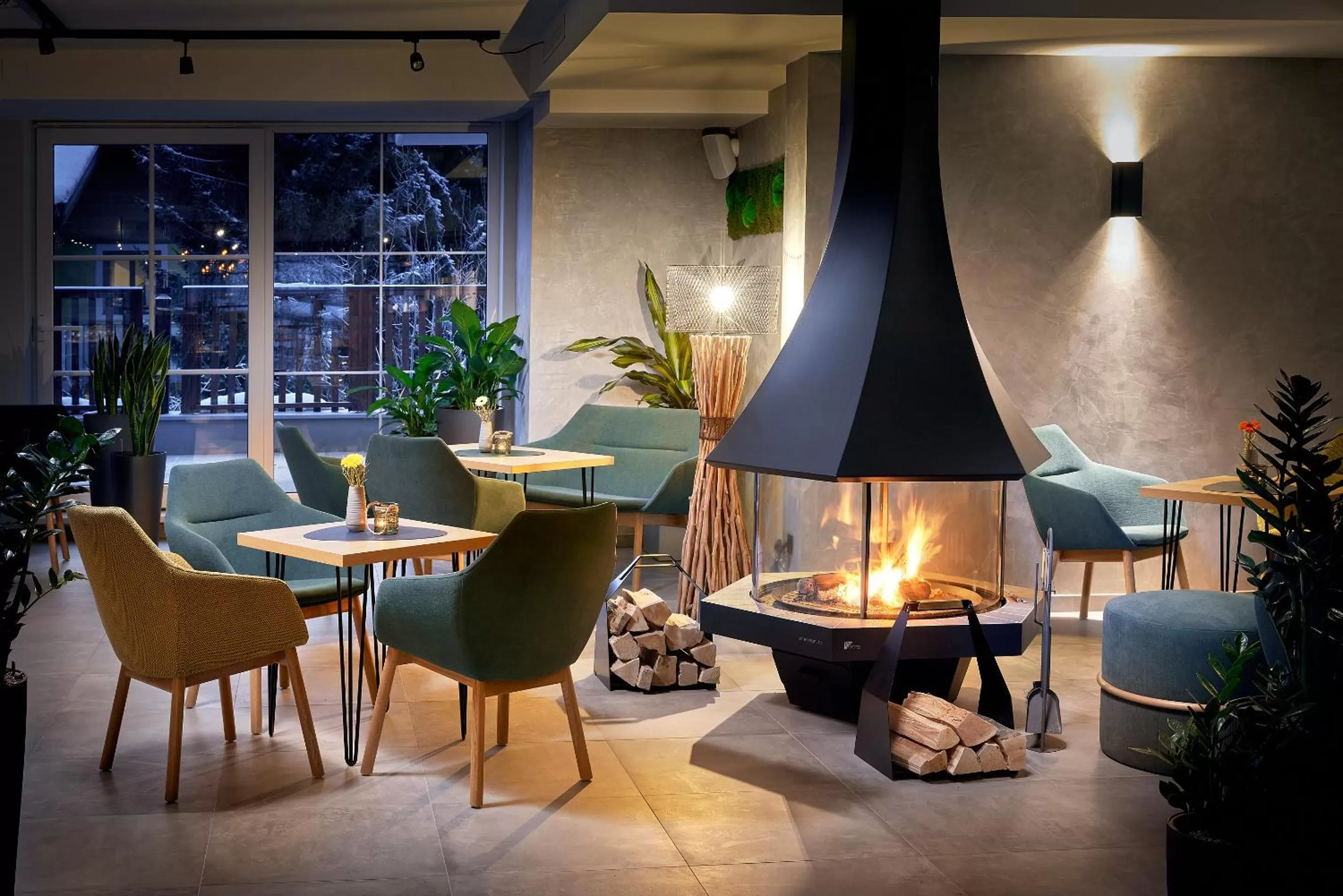 Lounge or bar in ever grün KAPRUN