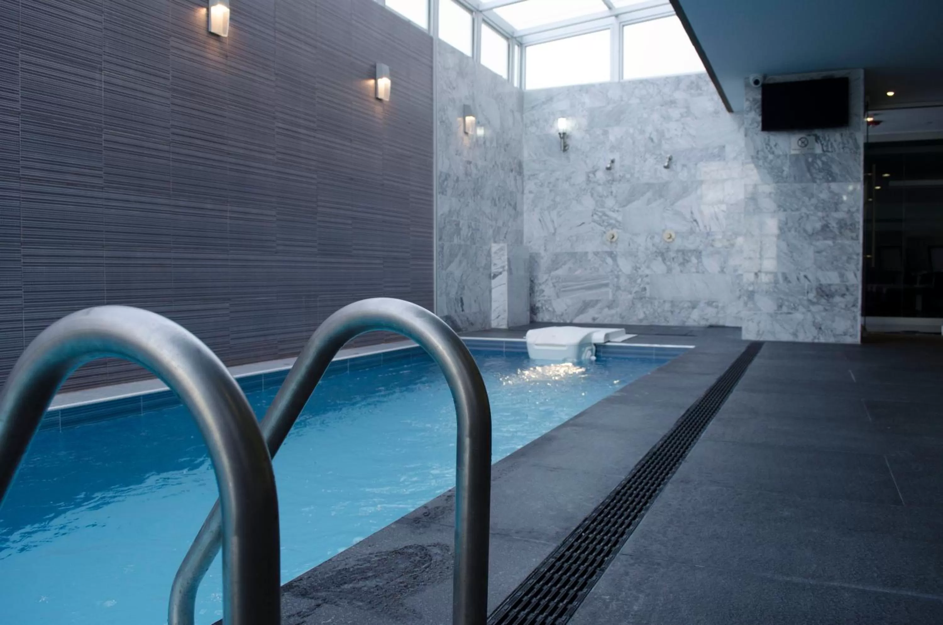 Swimming pool in Casa Inn Galerias Celaya