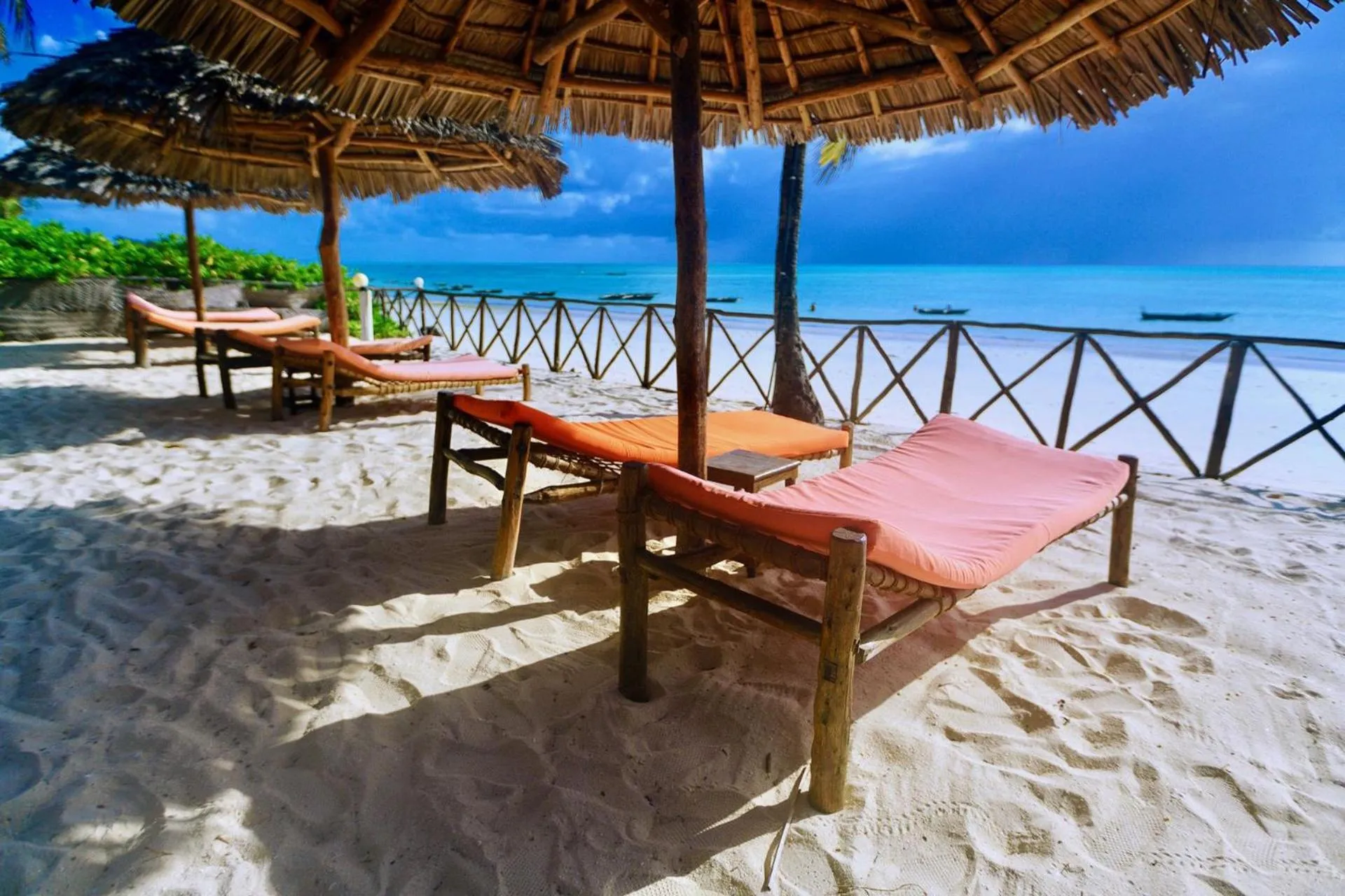 Beach in Sea View Lodge Boutique Hotel