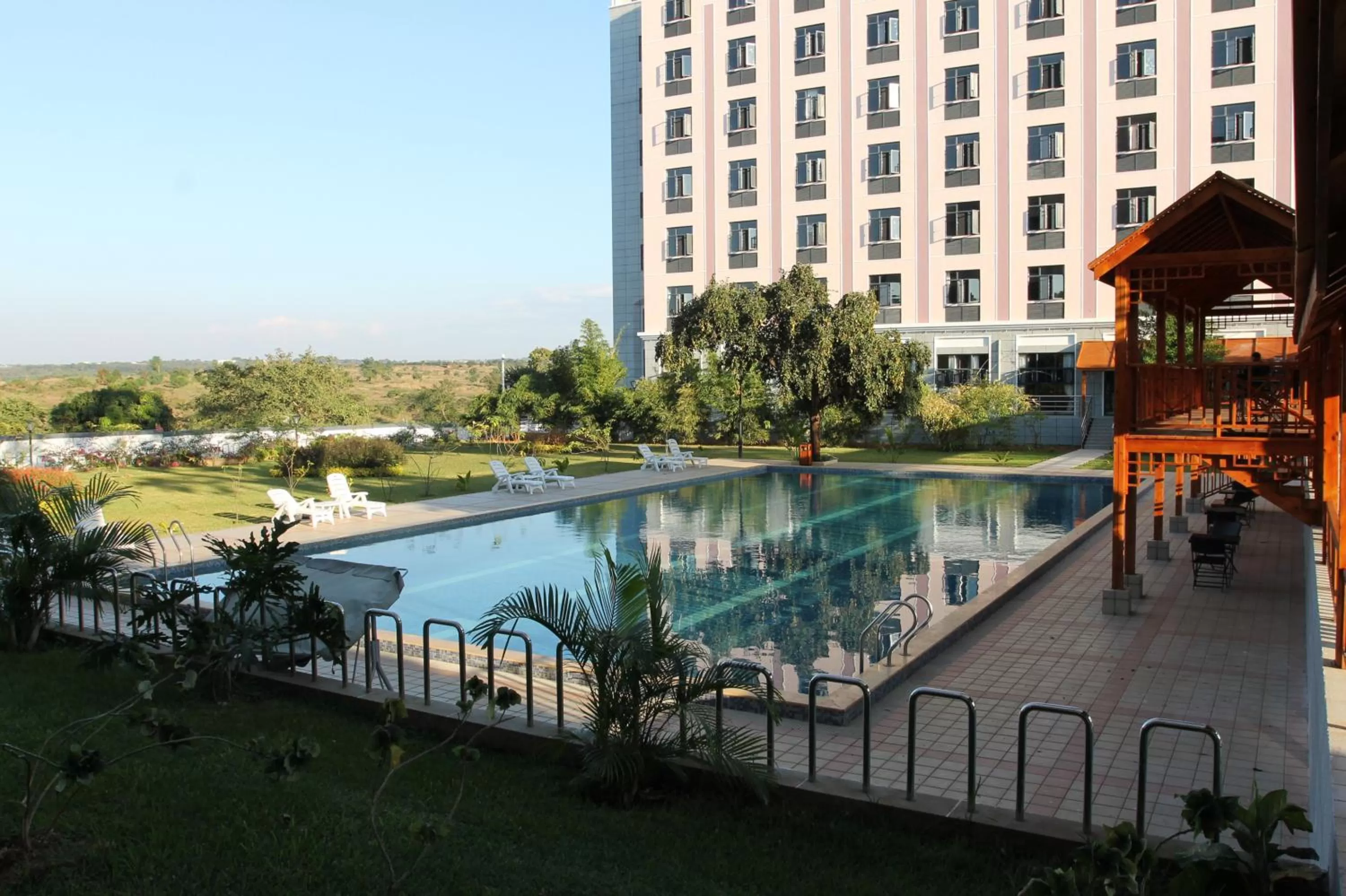 , Swimming Pool in Sogecoa Golden Peacock