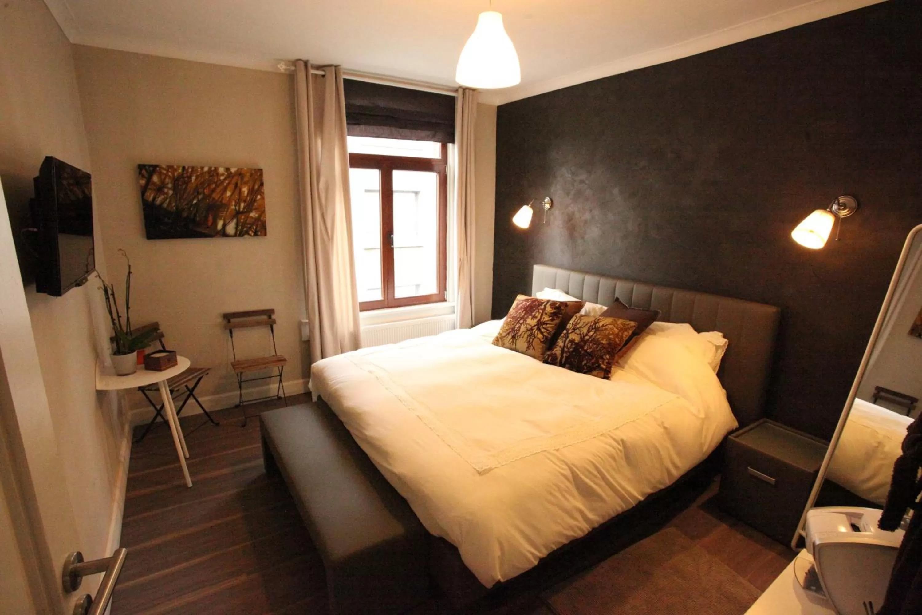 Bed in B&B Sablon Antwerp