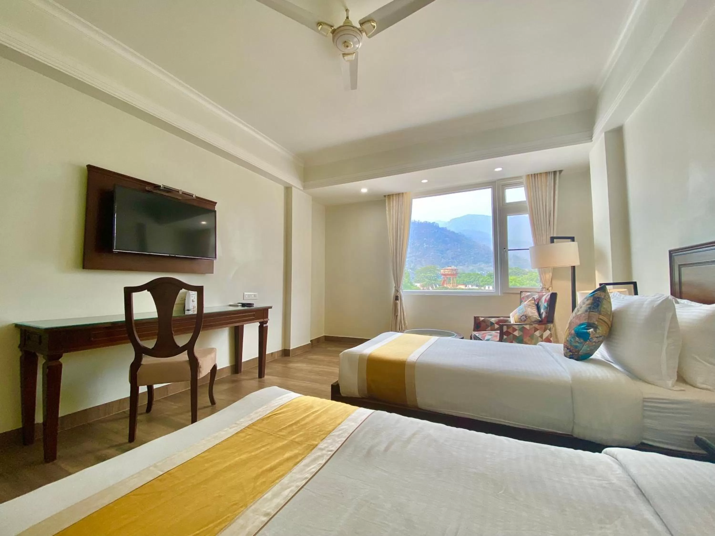Bed in Green View by Green Tree Hotels