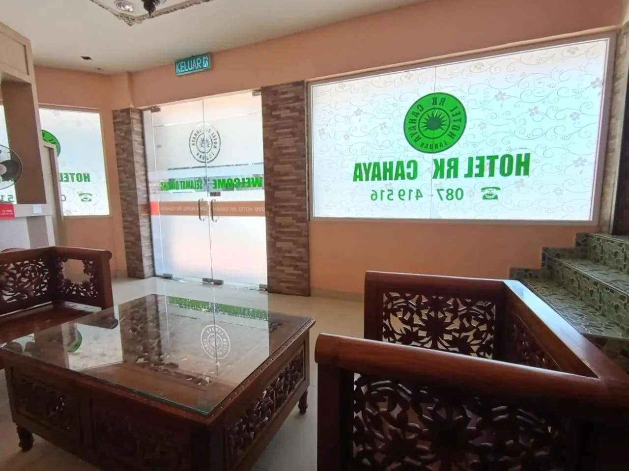Lobby or reception in HOTEL RK CAHAYA