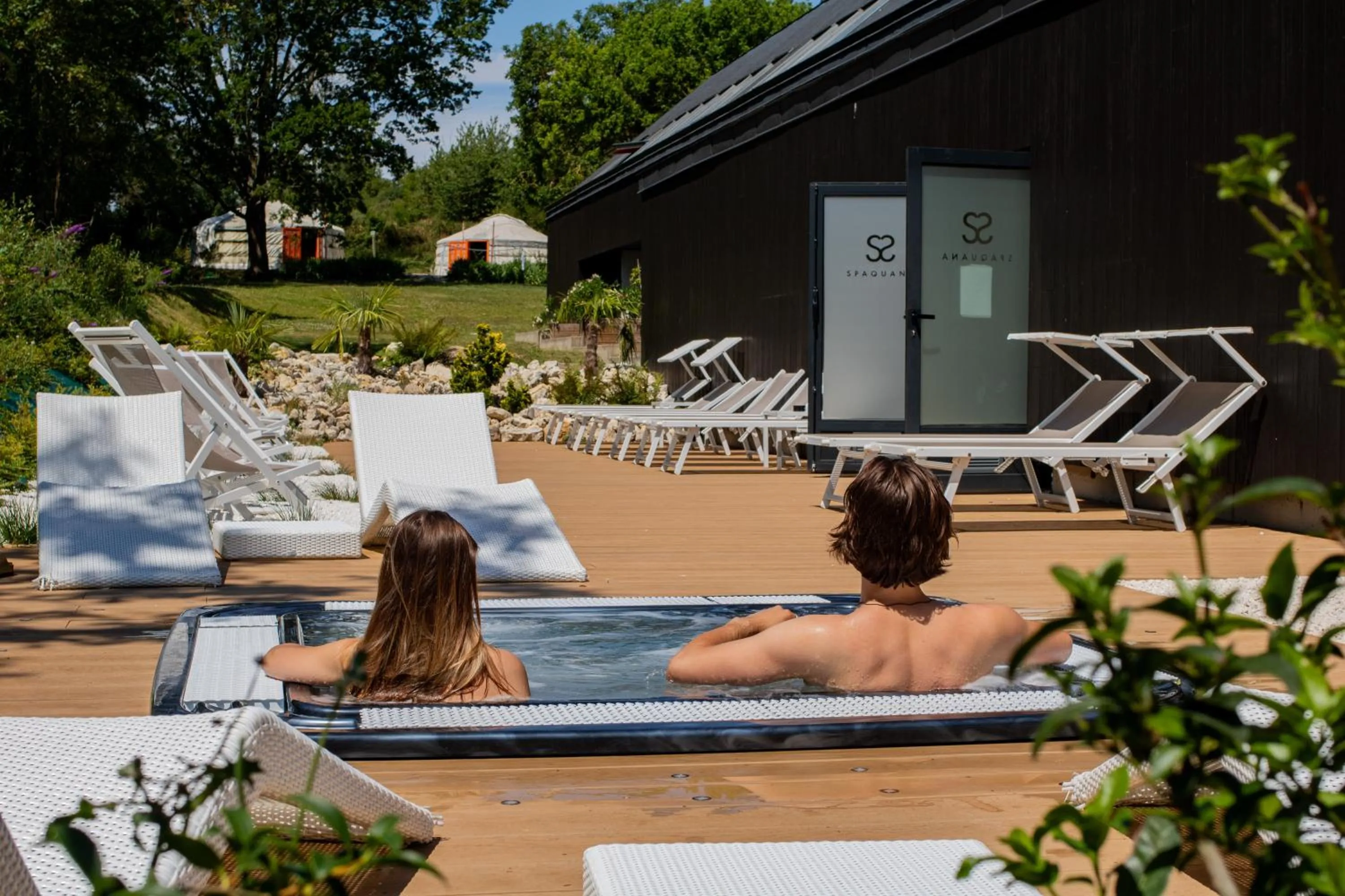 Hot Tub in Domaine De La Corniche