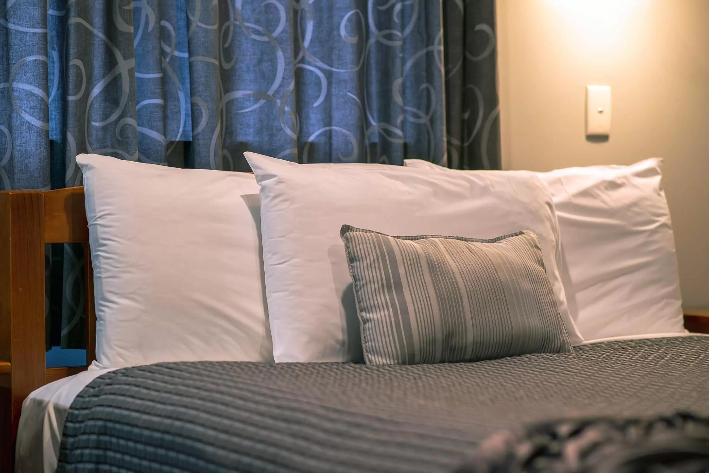 Decorative detail, Bed in Coronation Park Motels