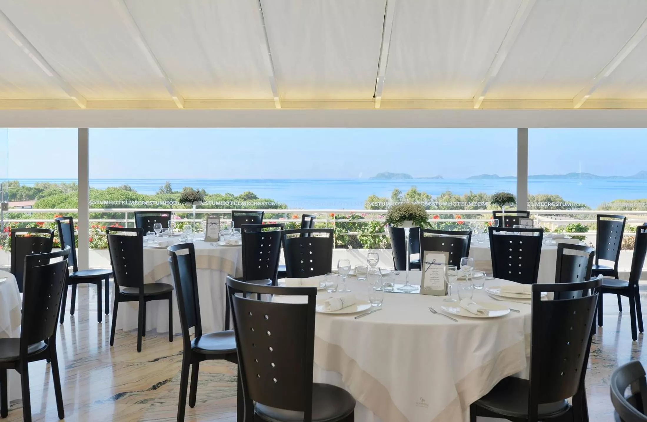 Restaurant/places to eat in Mec Paestum Hotel