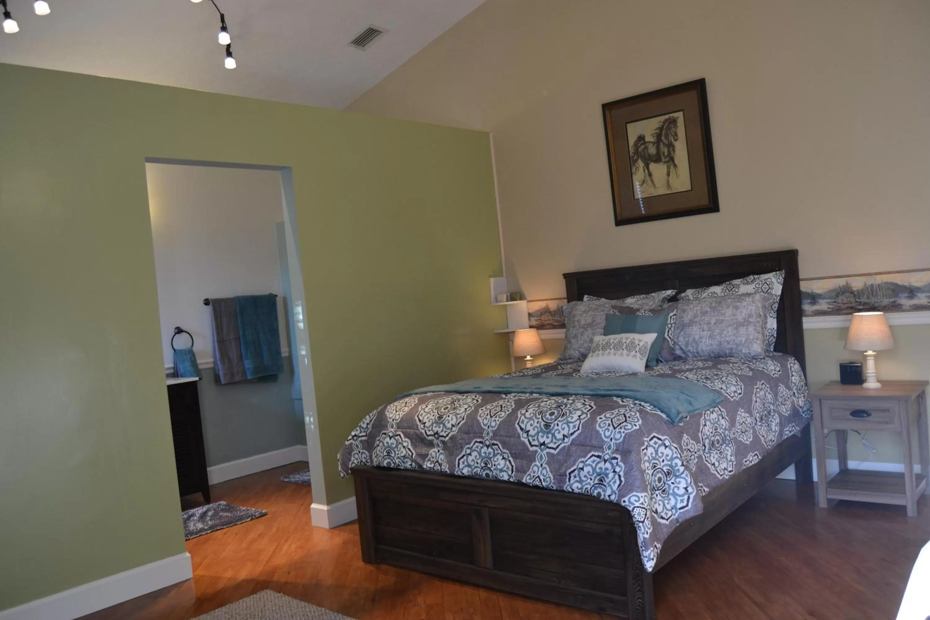 Bed in Rock Pointe Ranch