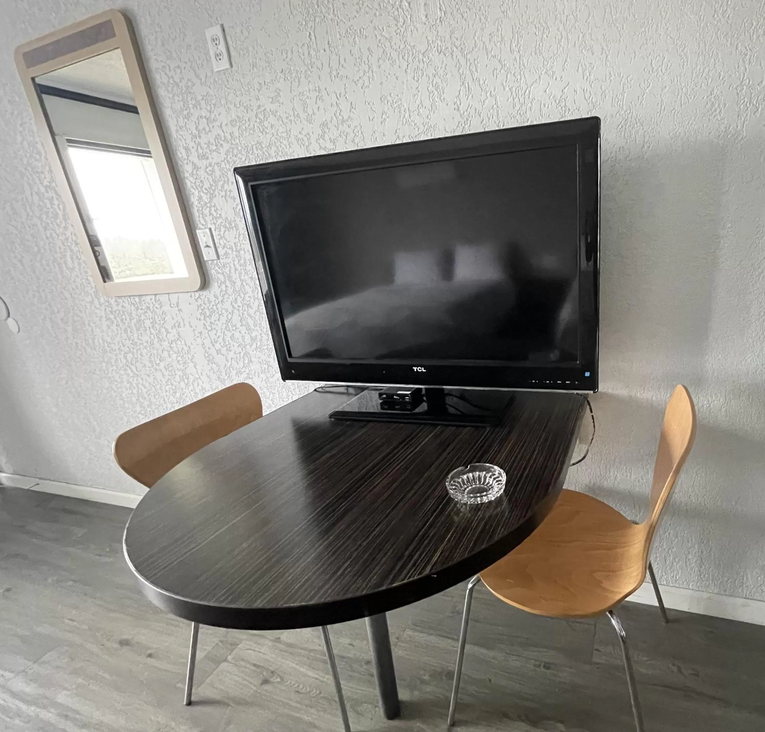 Seating area in Motel 6-Sallisaw, OK