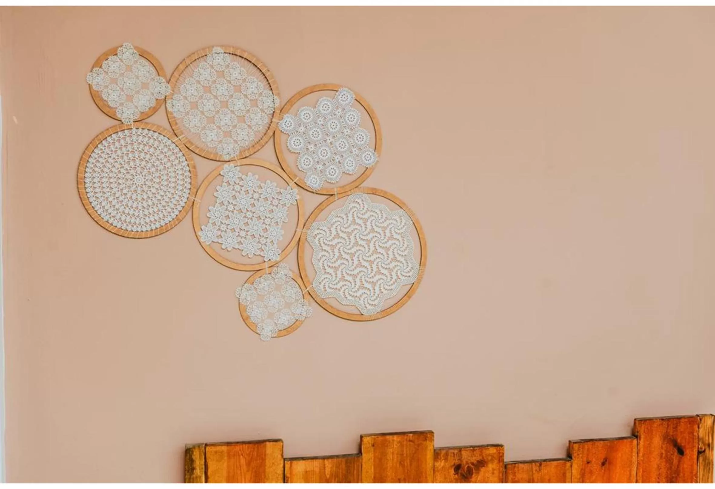 Decorative detail in Sunside Inn Hotel