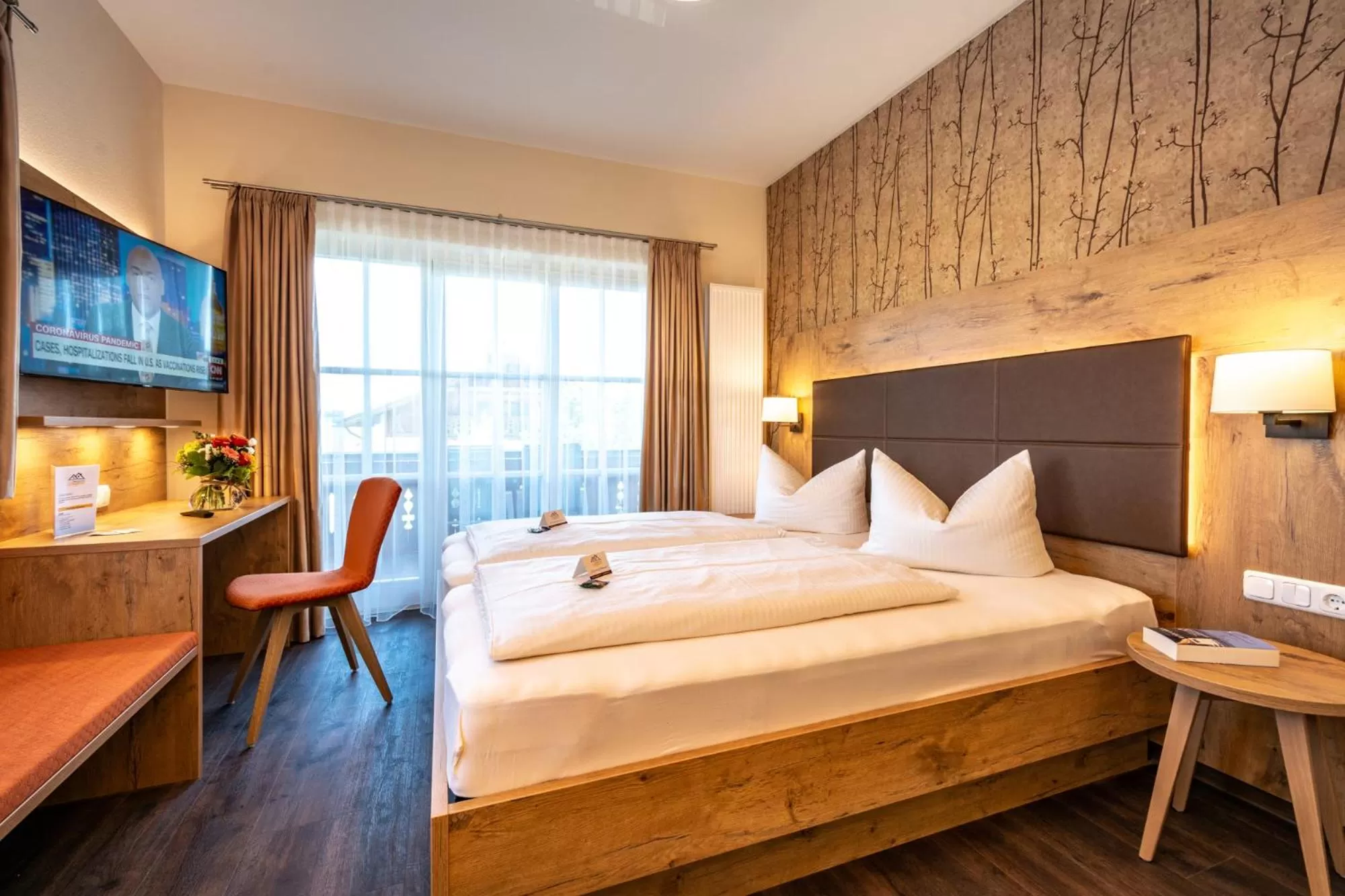 Shower, Bed in Boutique Hotel Angerer