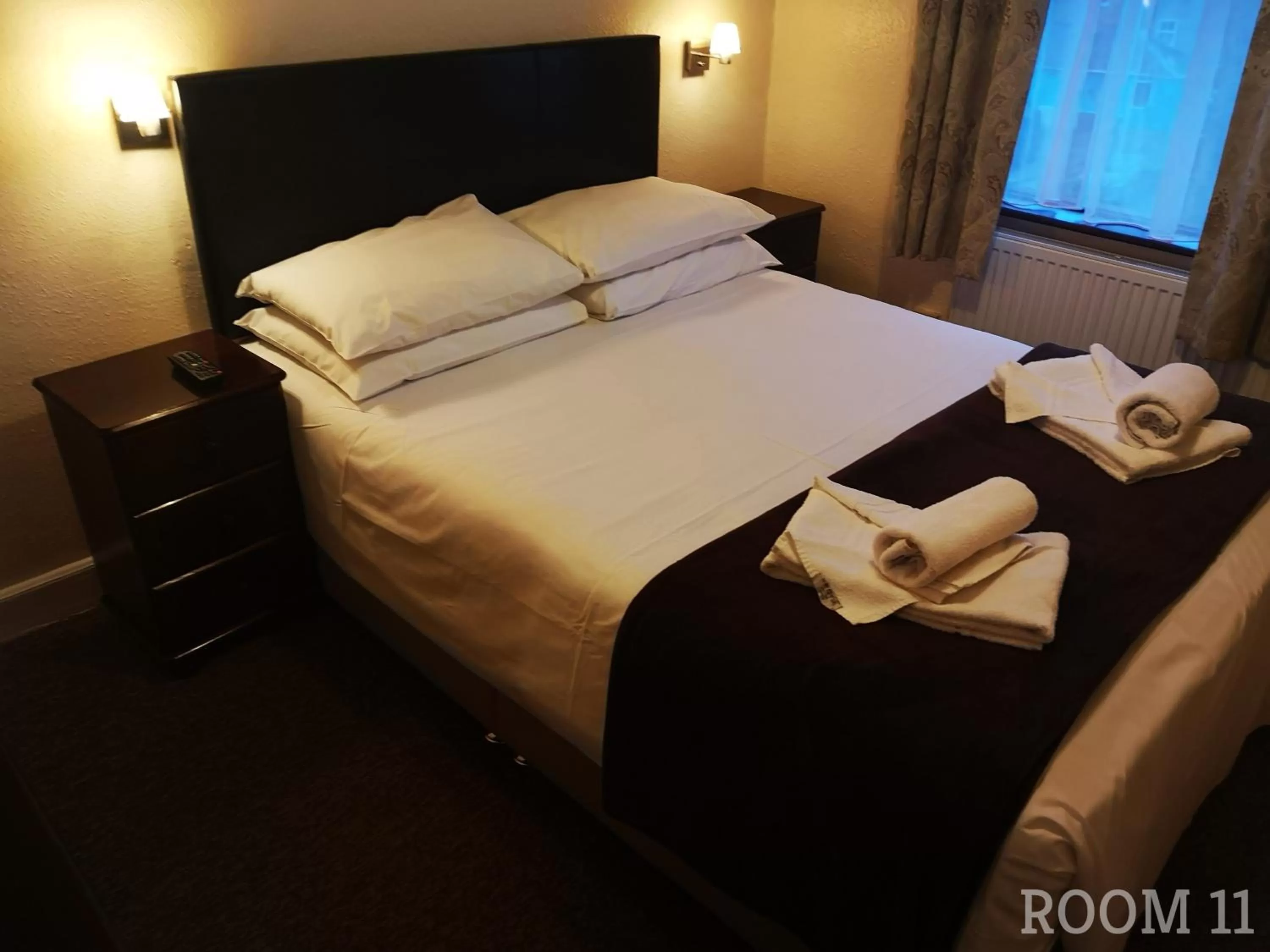 Bedroom, Bed in Westgate Hotel