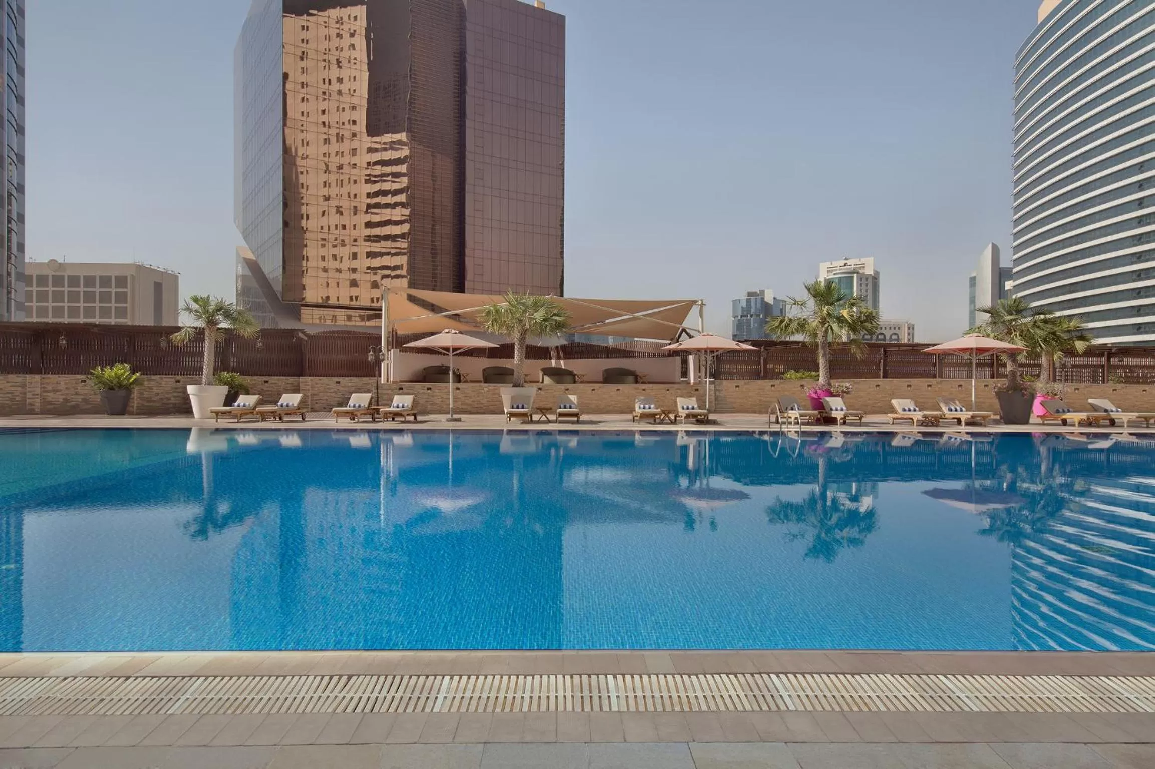 Swimming pool in Ezdan Hotel West Bay