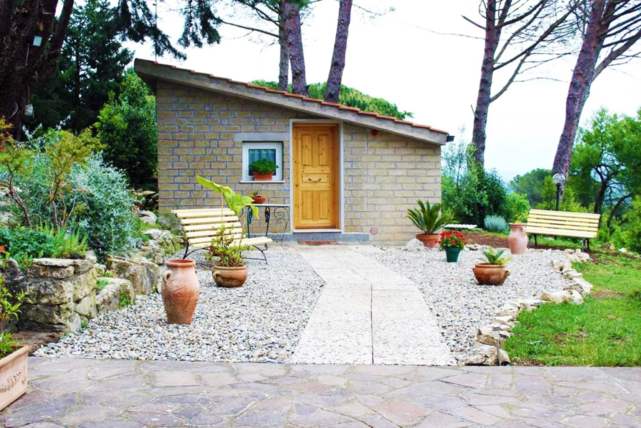 Garden, Property Building in Bed and Breakfast Romantica Evasione
