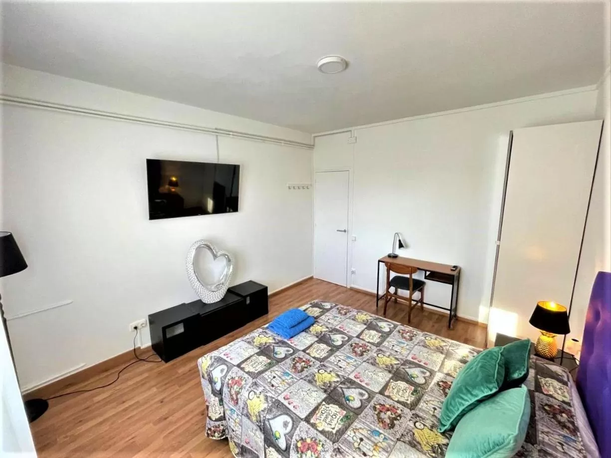 Bed in Habitaciones Rambla Catalunya