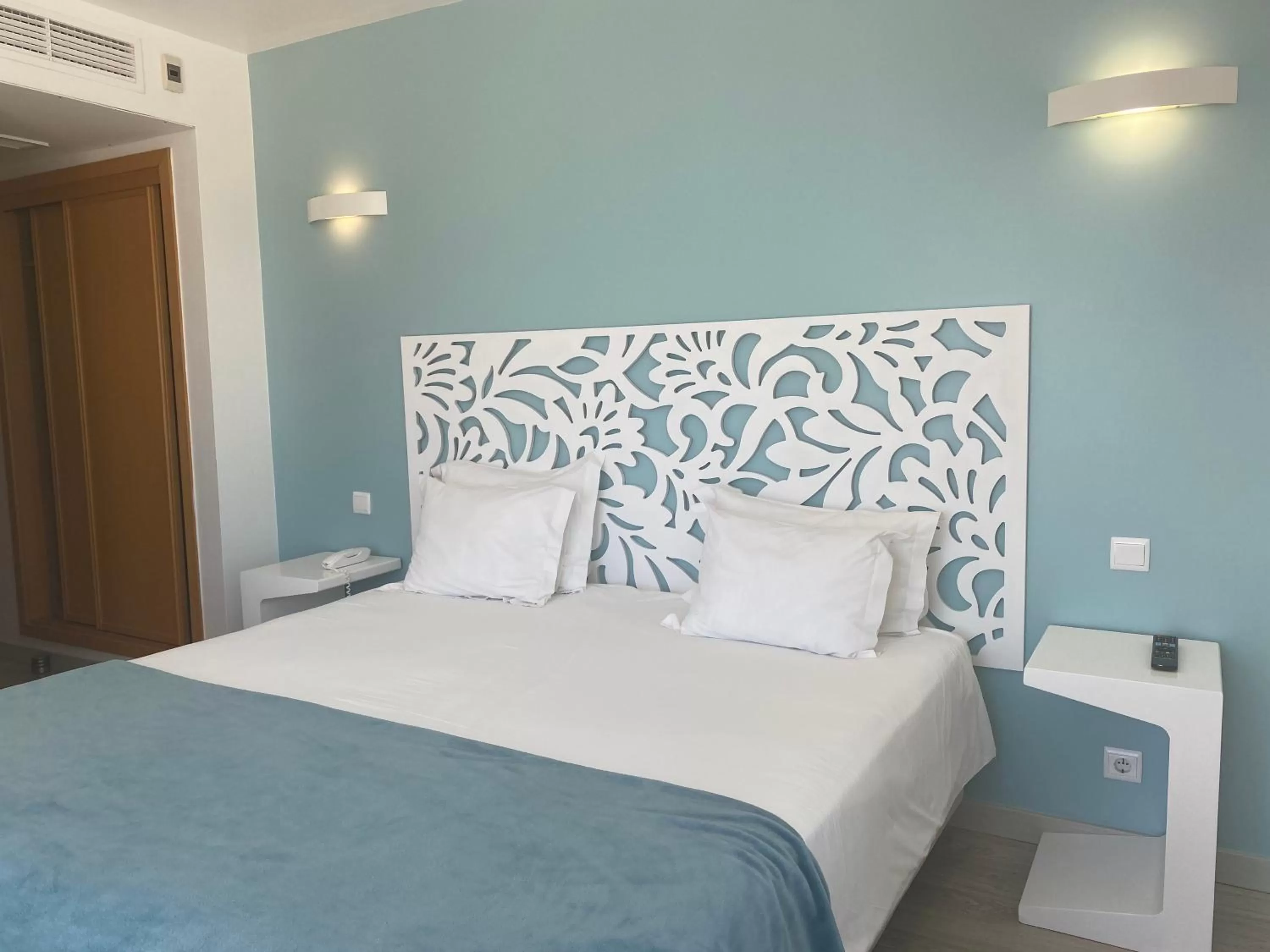 Property building, Bed in Mareta Beach - Boutique Bed & Breakfast