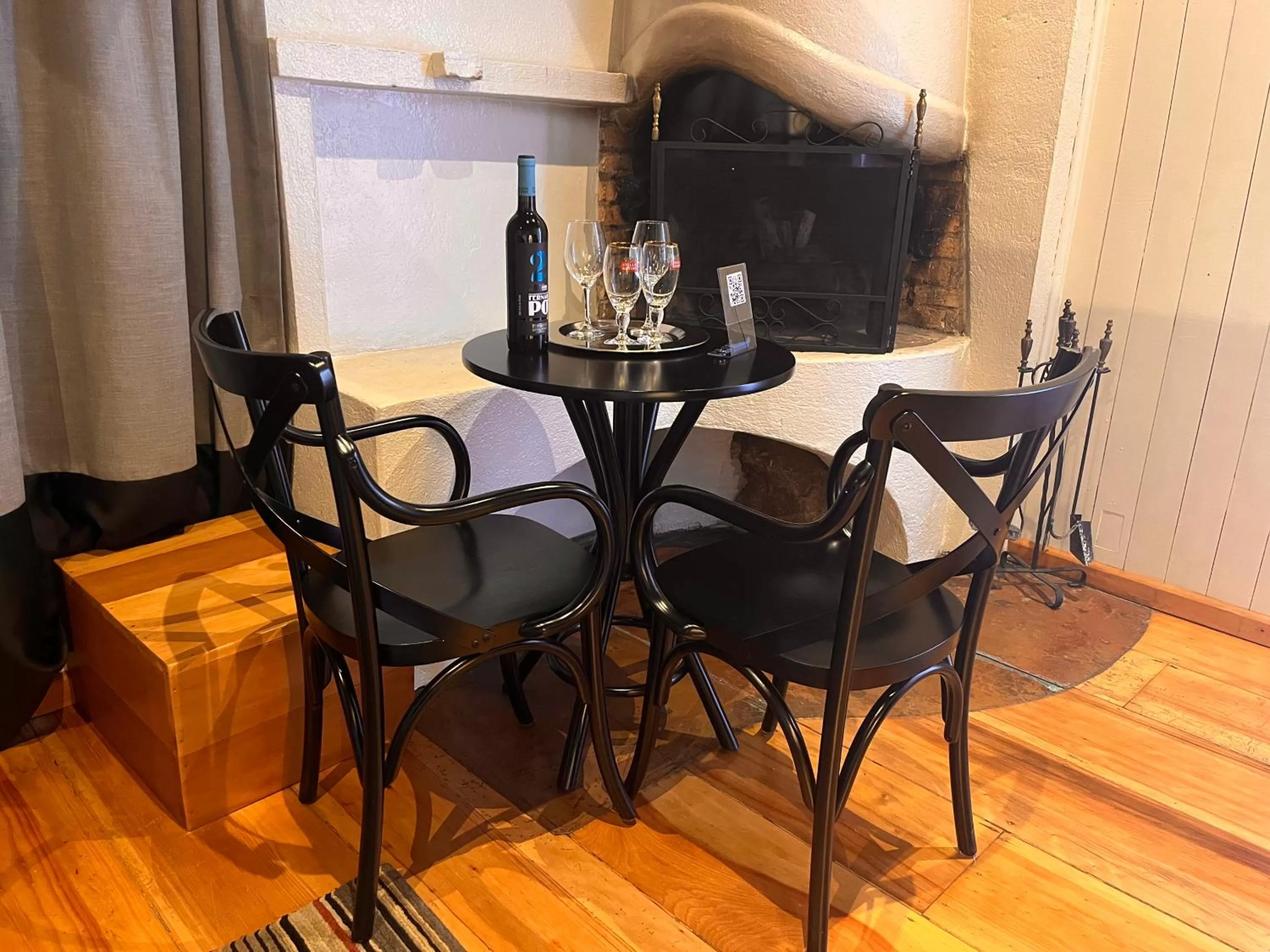 flat iron in Pousada Dona Bendita