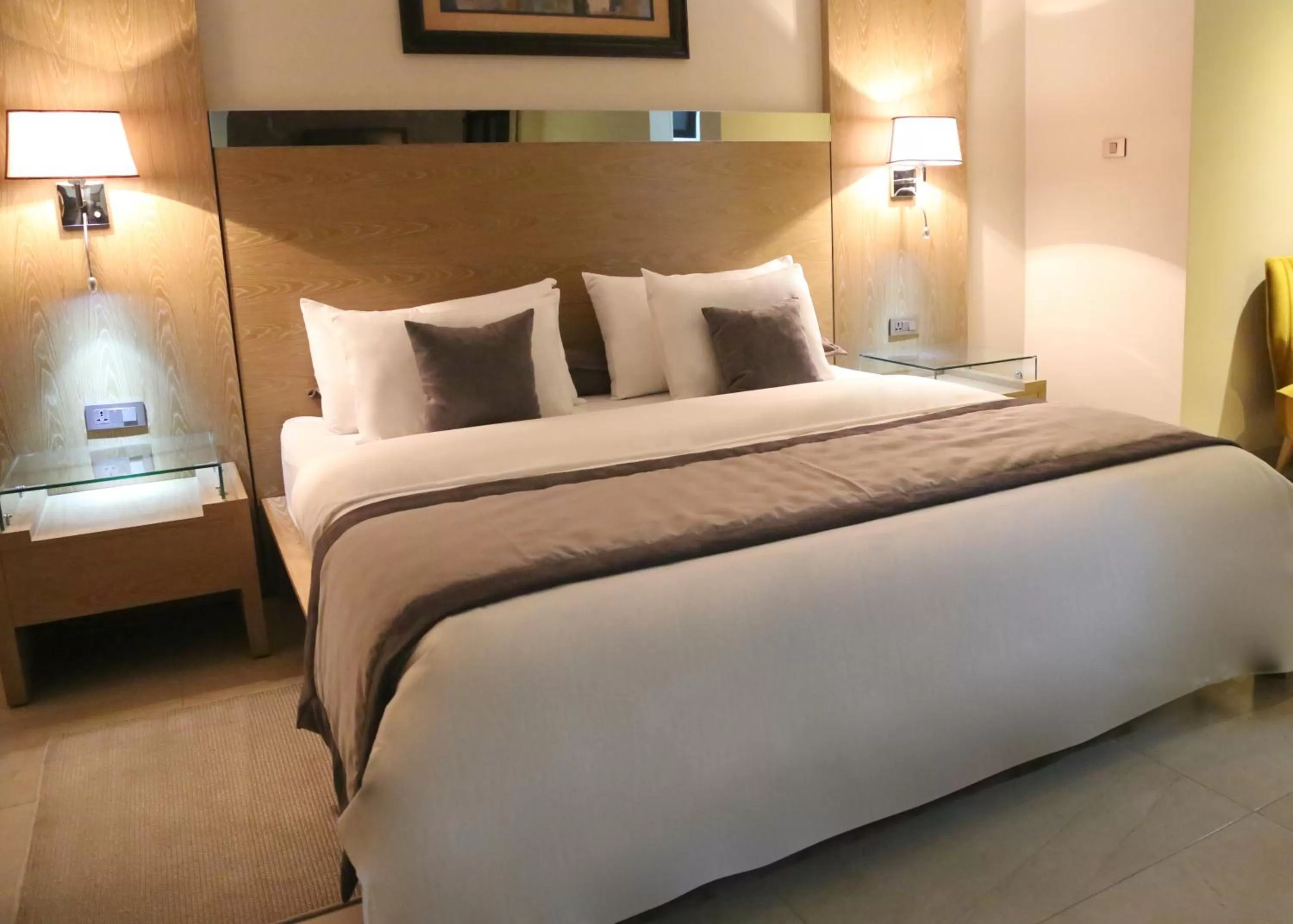 Bed in Hotel VDN by Good Rade