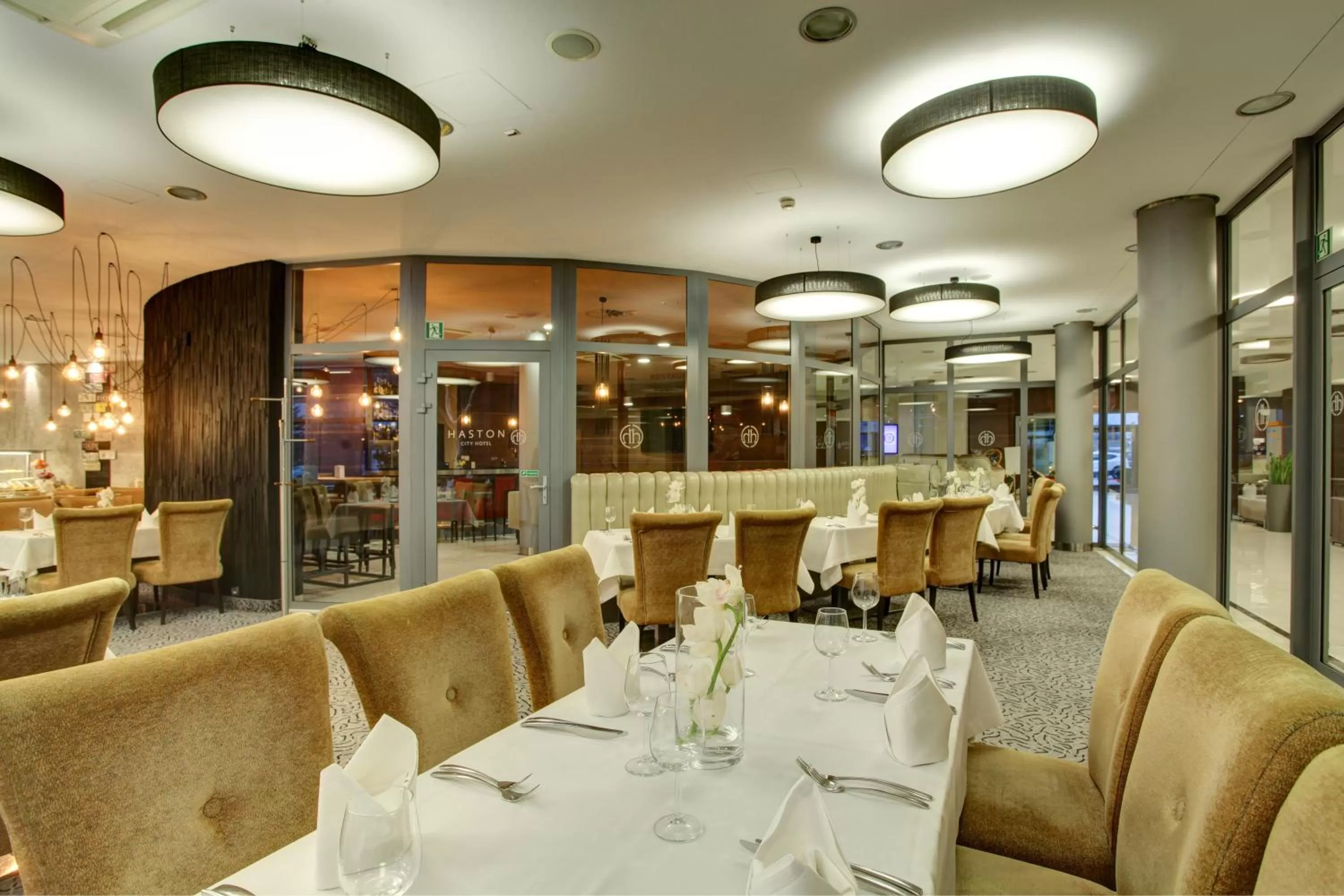 Meals in Haston City Hotel