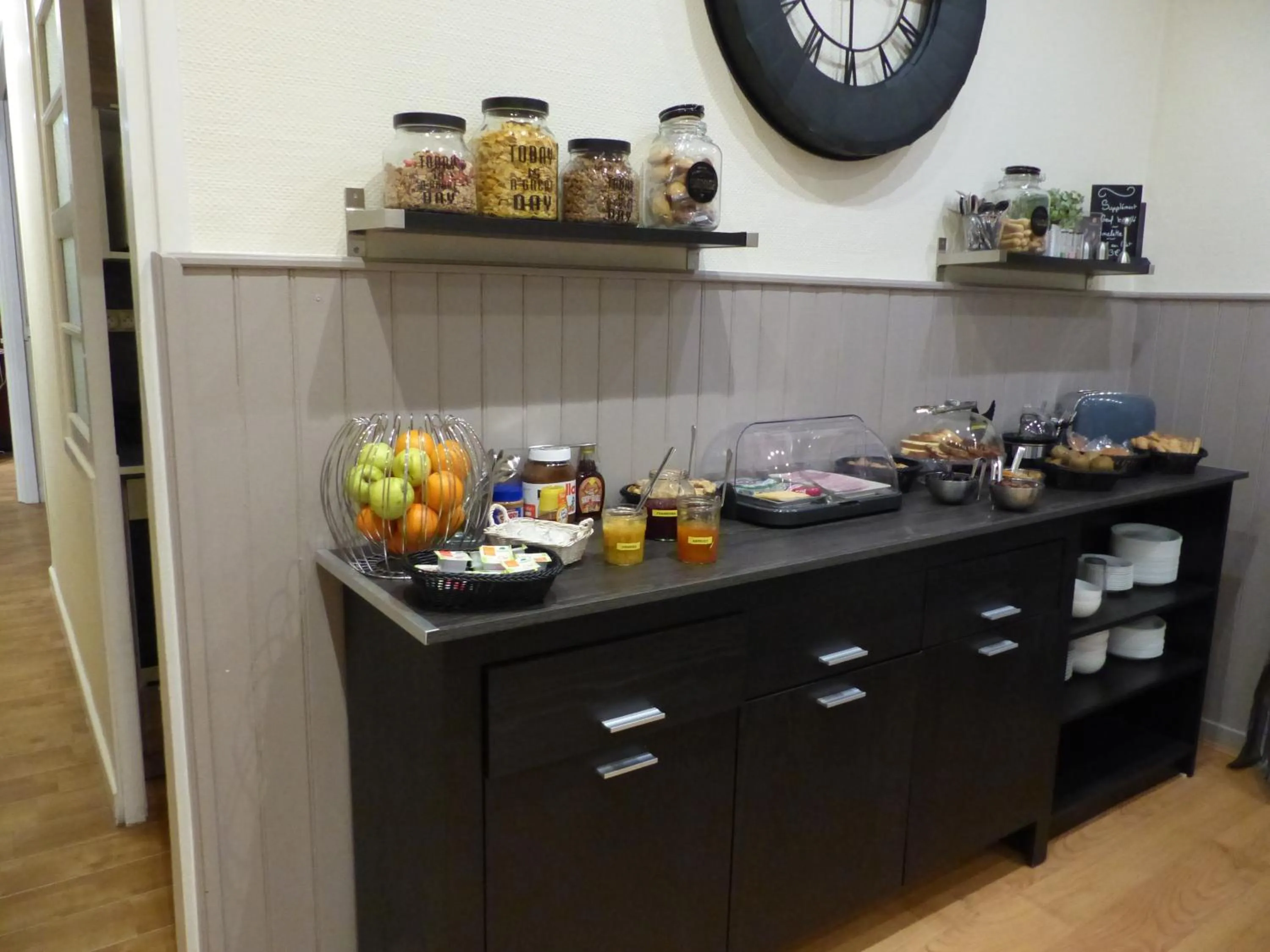 Food and drinks in Hotel Belle Vue Royan