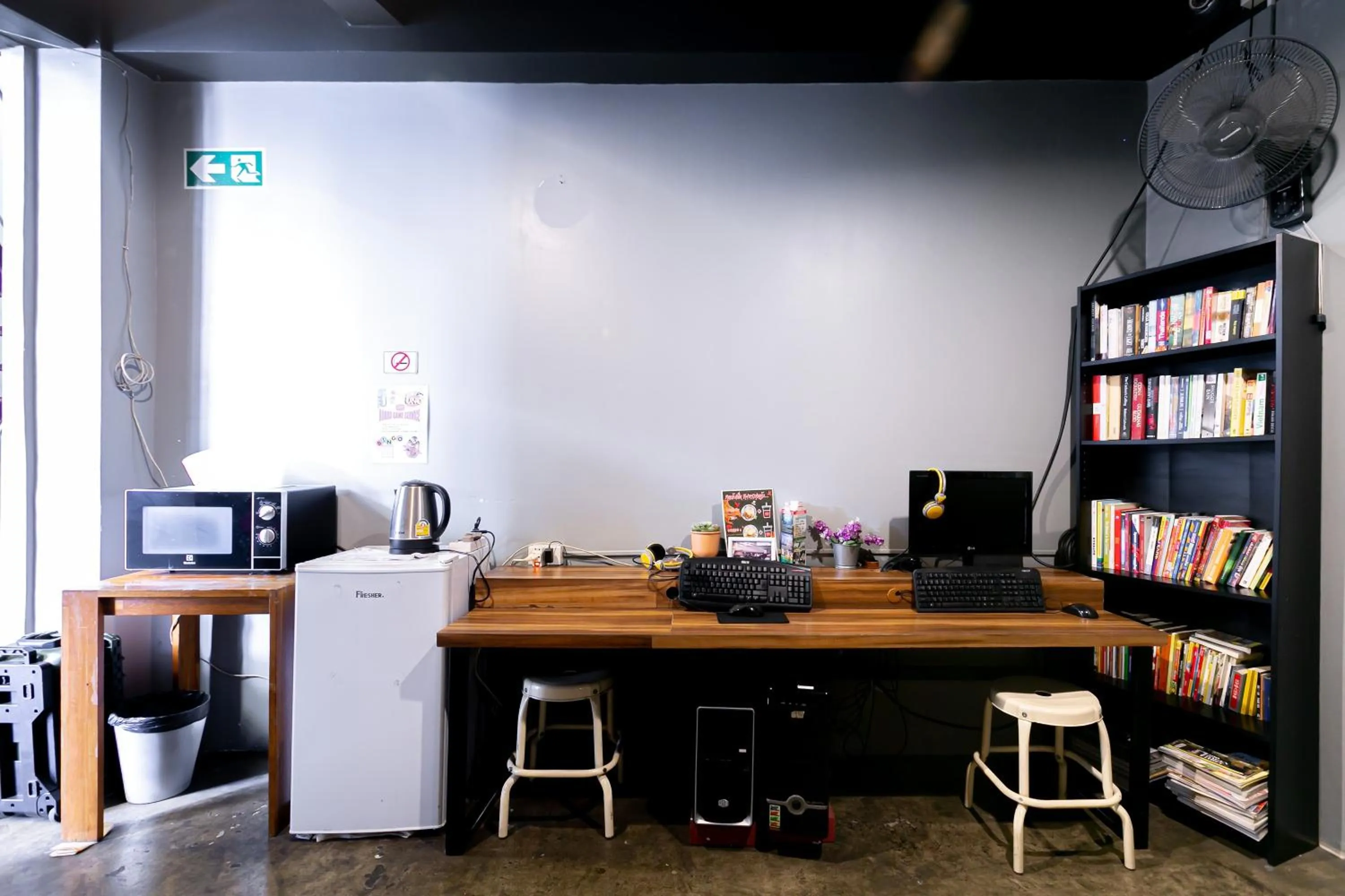 Communal lounge/ TV room in Loftel 22 Hostel