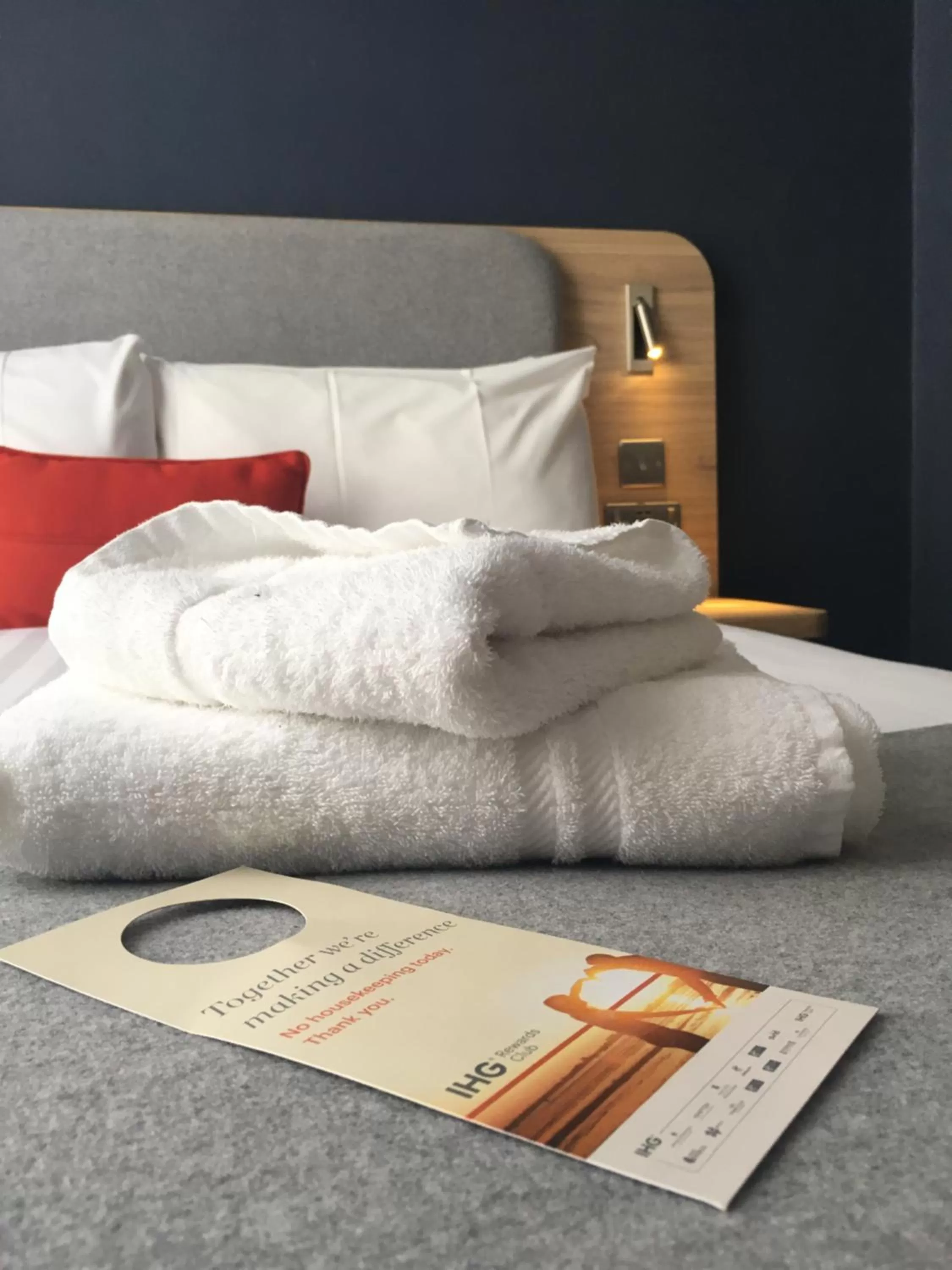 Bed in Holiday Inn Express London Victoria by IHG