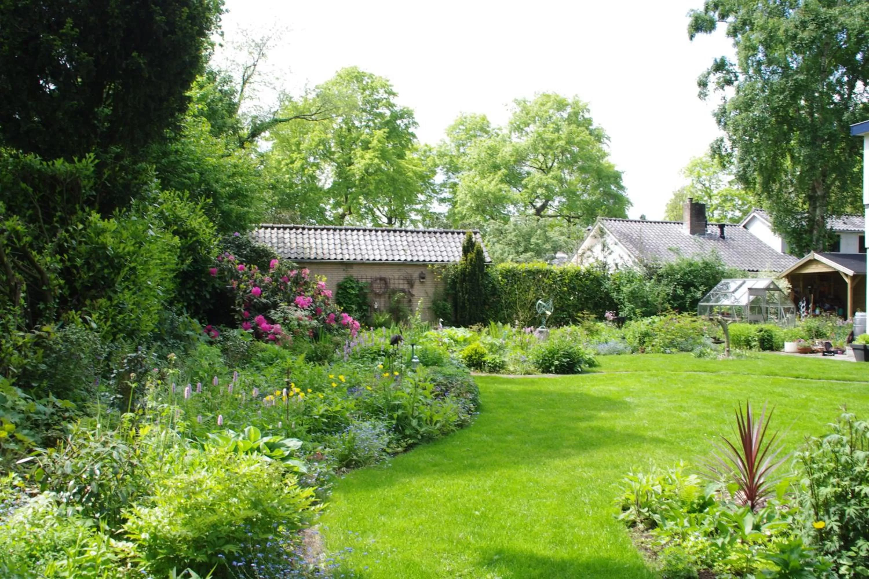 Summer, Property Building in B&B De Slaperije