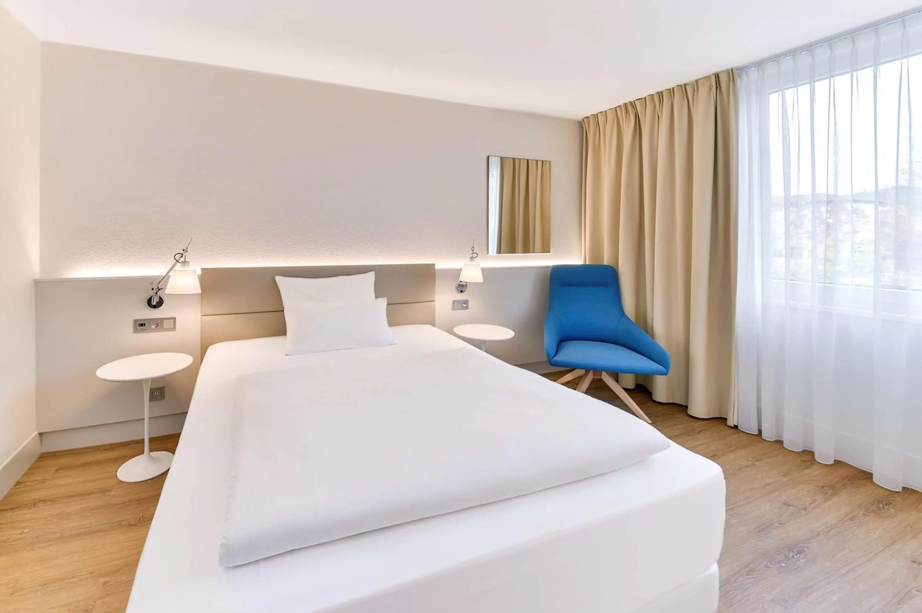 Standard Single Room in NH Weinheim