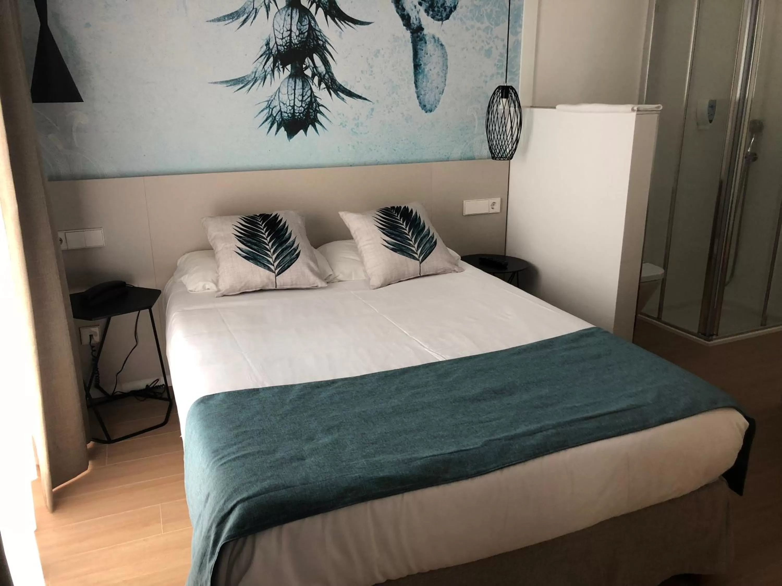 Bedroom, Bed in Hotel Torá