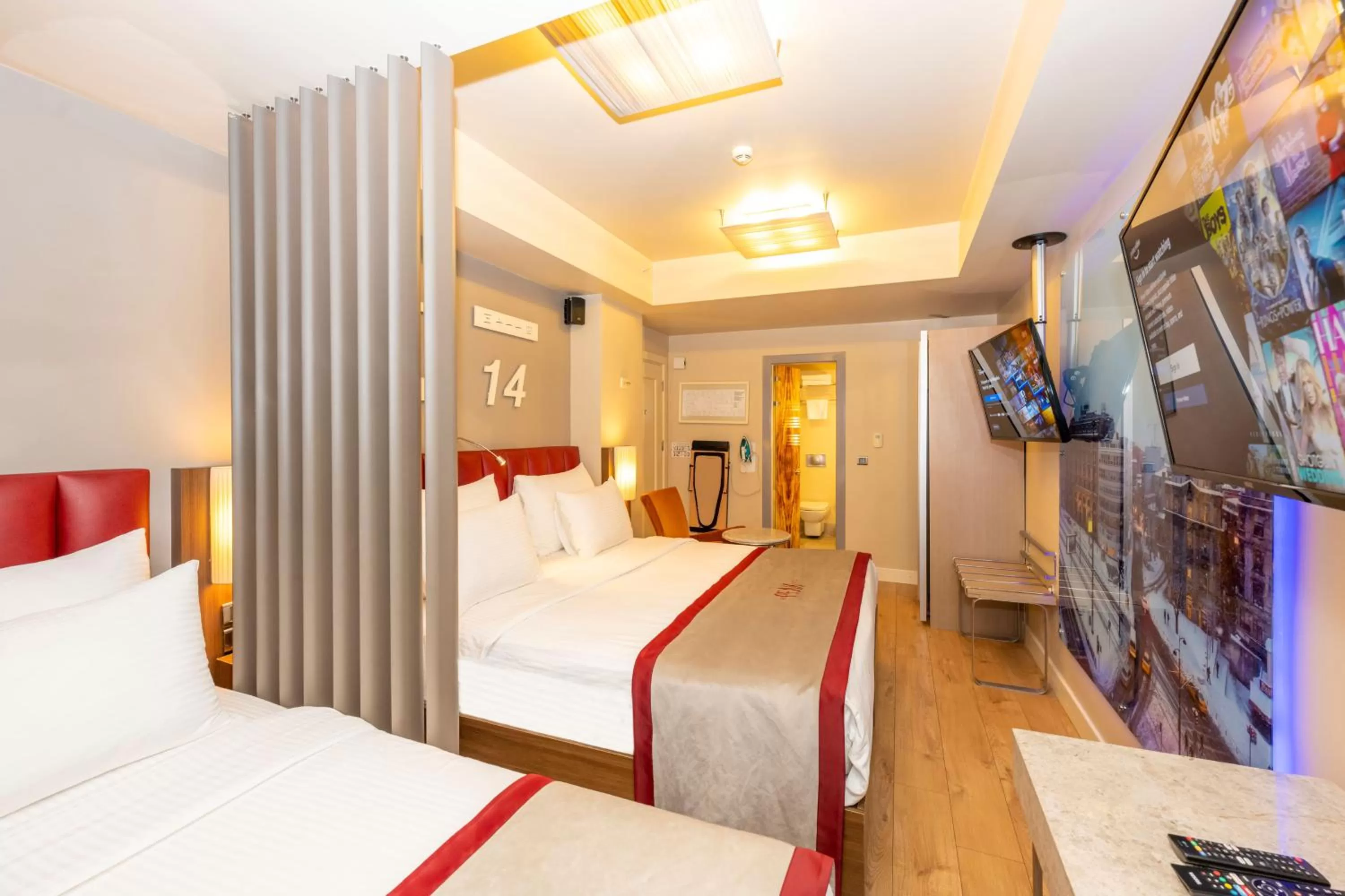 Communal lounge/ TV room, Bed in Ramada By Wyndham Istanbul Pera Taksim