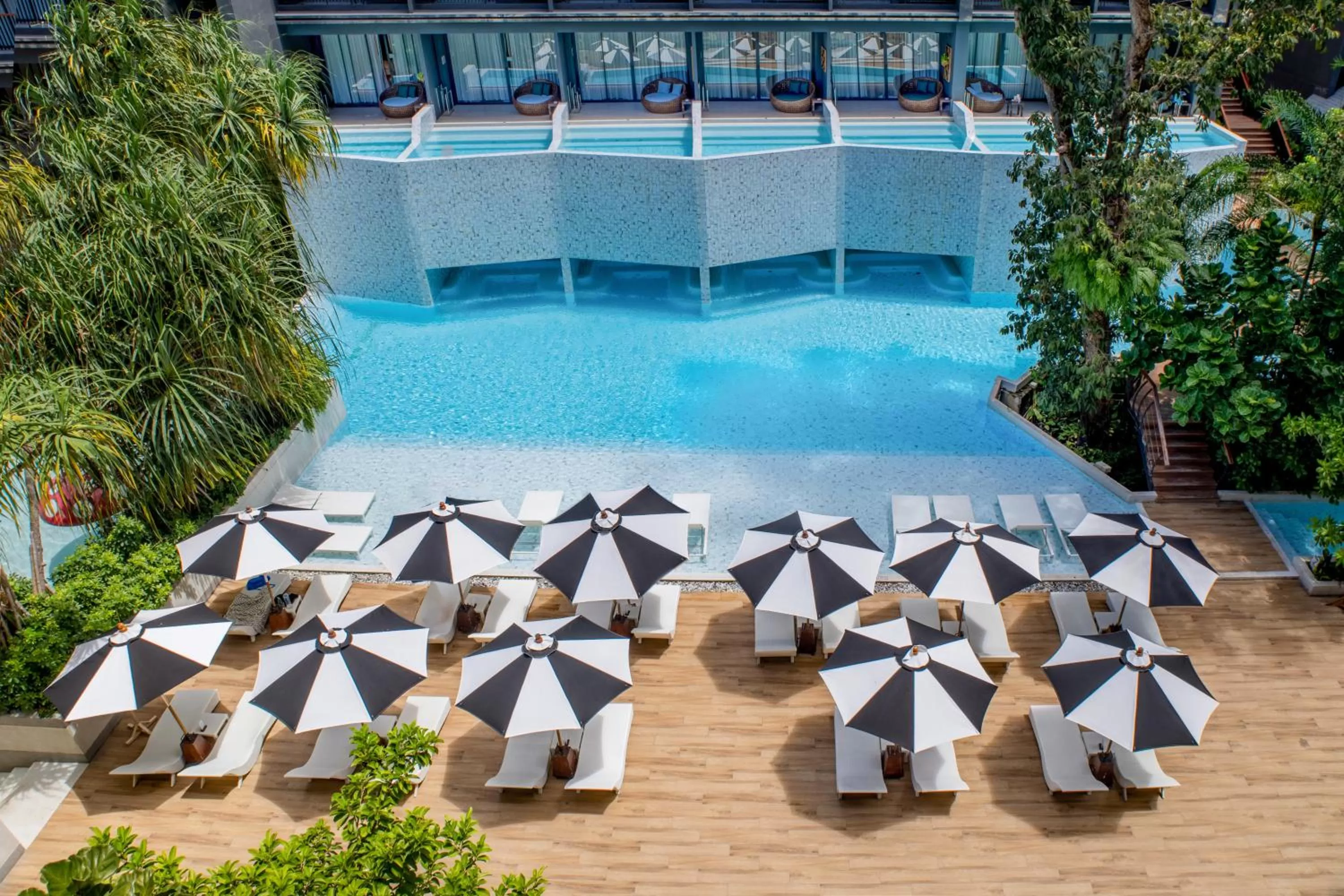 Swimming pool in Panan Krabi Resort