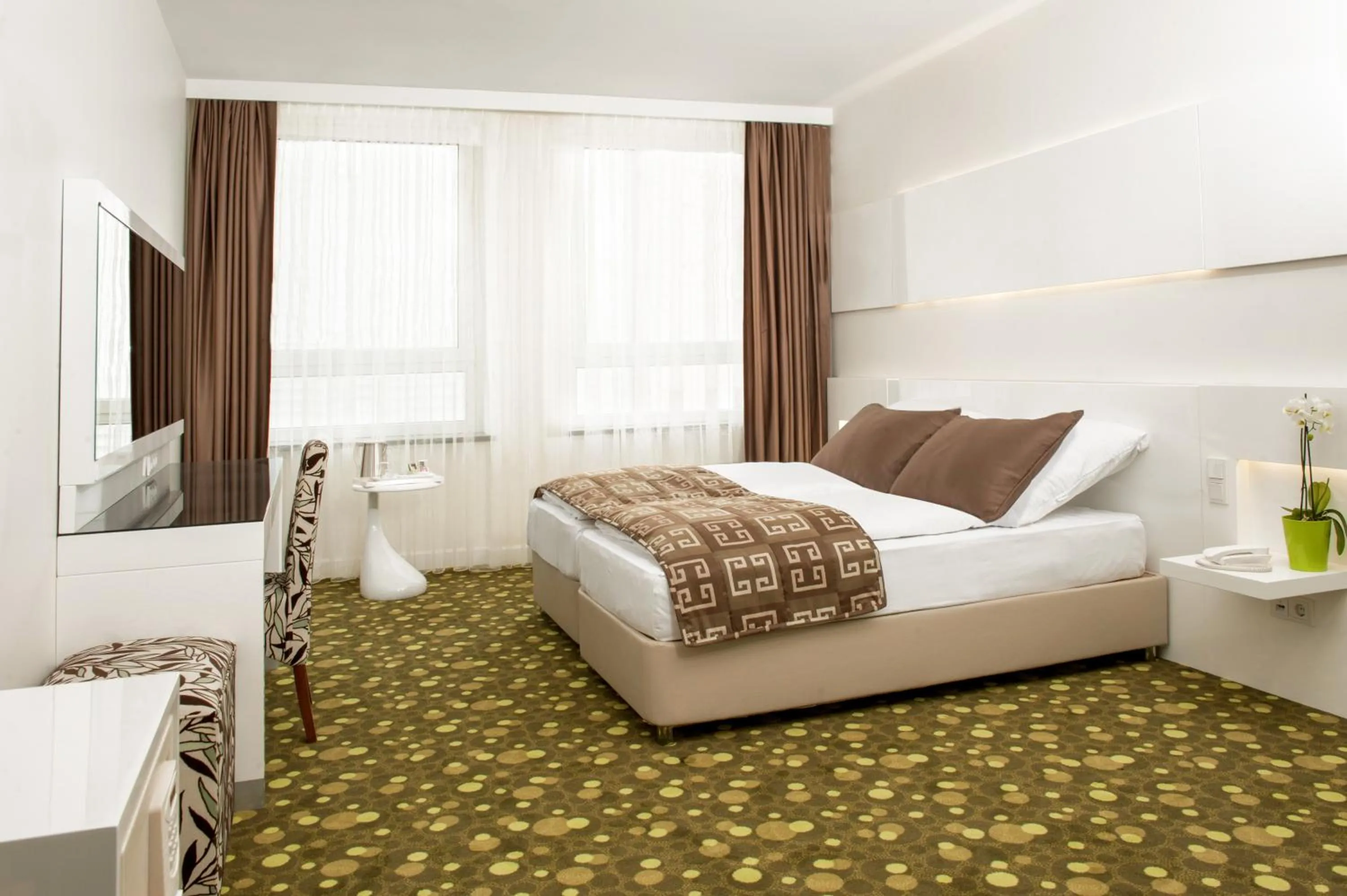 Photo of the whole room, Bed in Hotel Bayer's