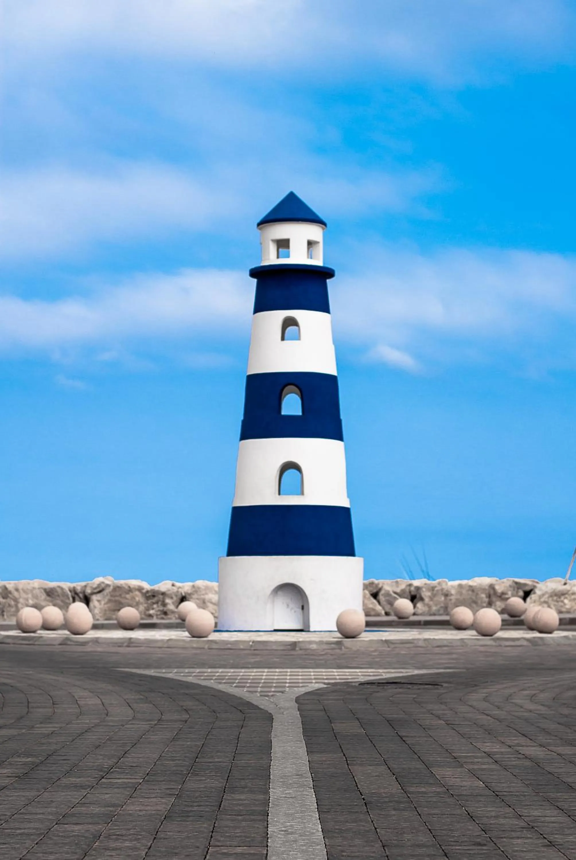 Nearby landmark in Ona Ogisaka Garden