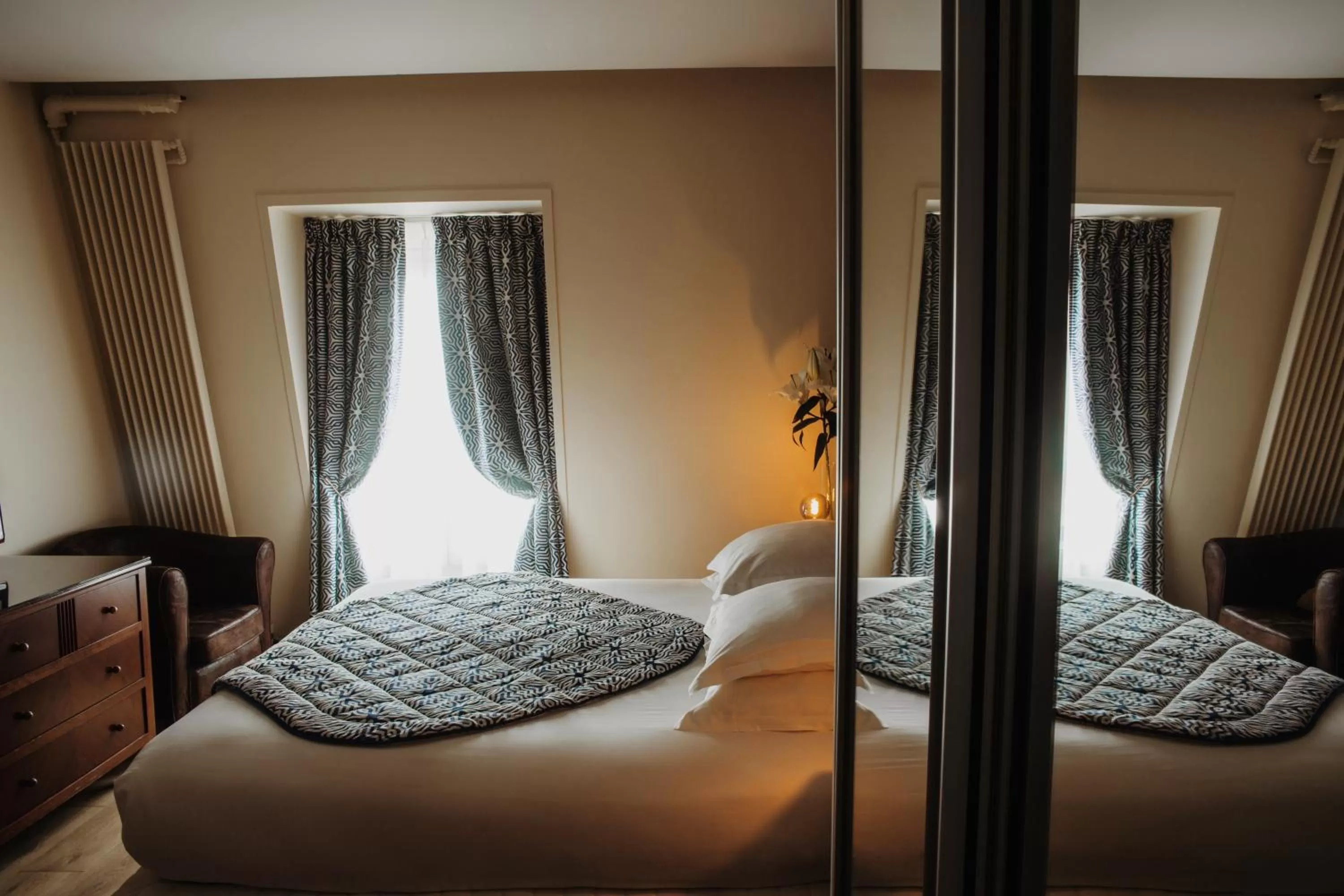 Bed in Waldorf Montparnasse