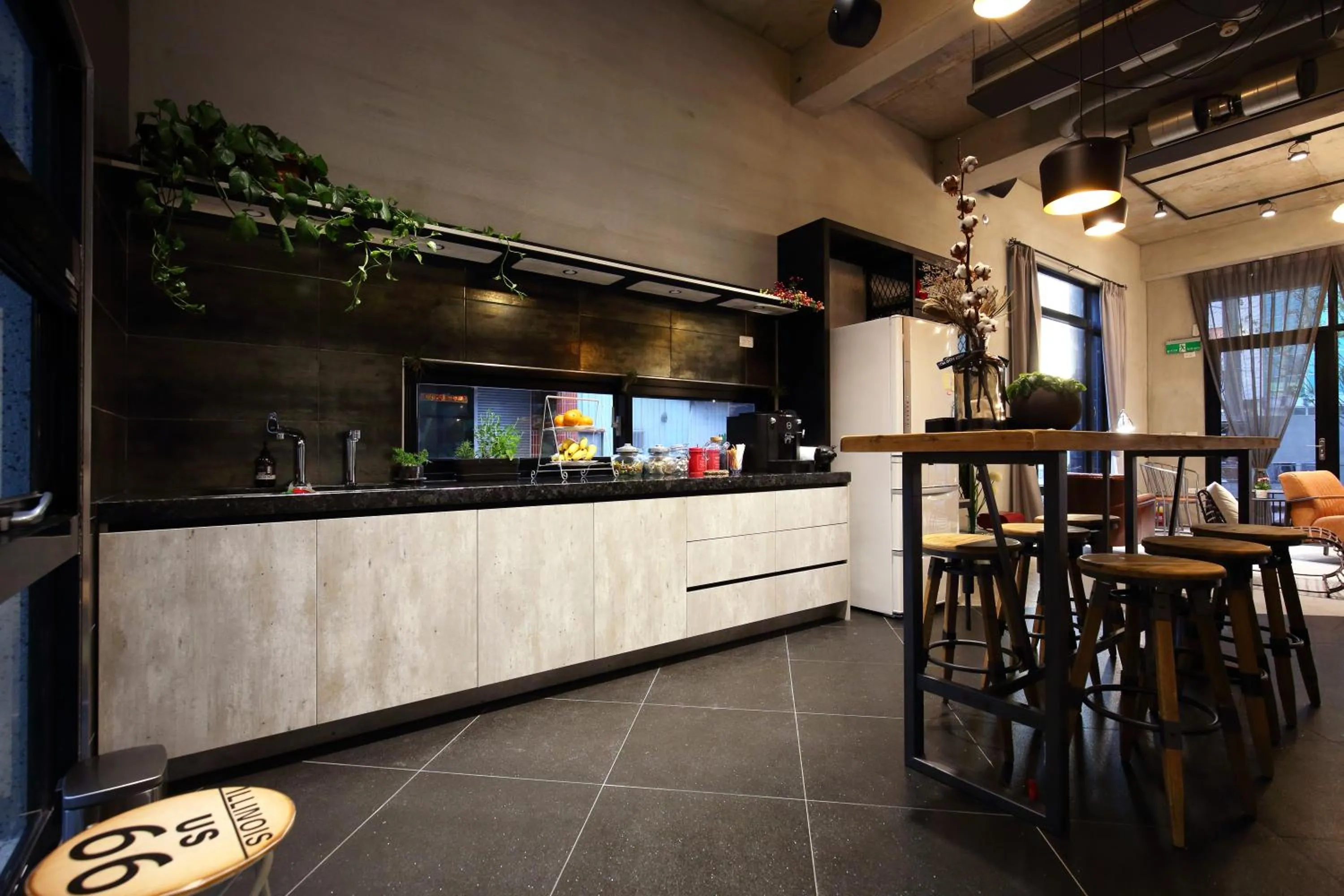 指南針民宿2178 & 工殿民宿2182