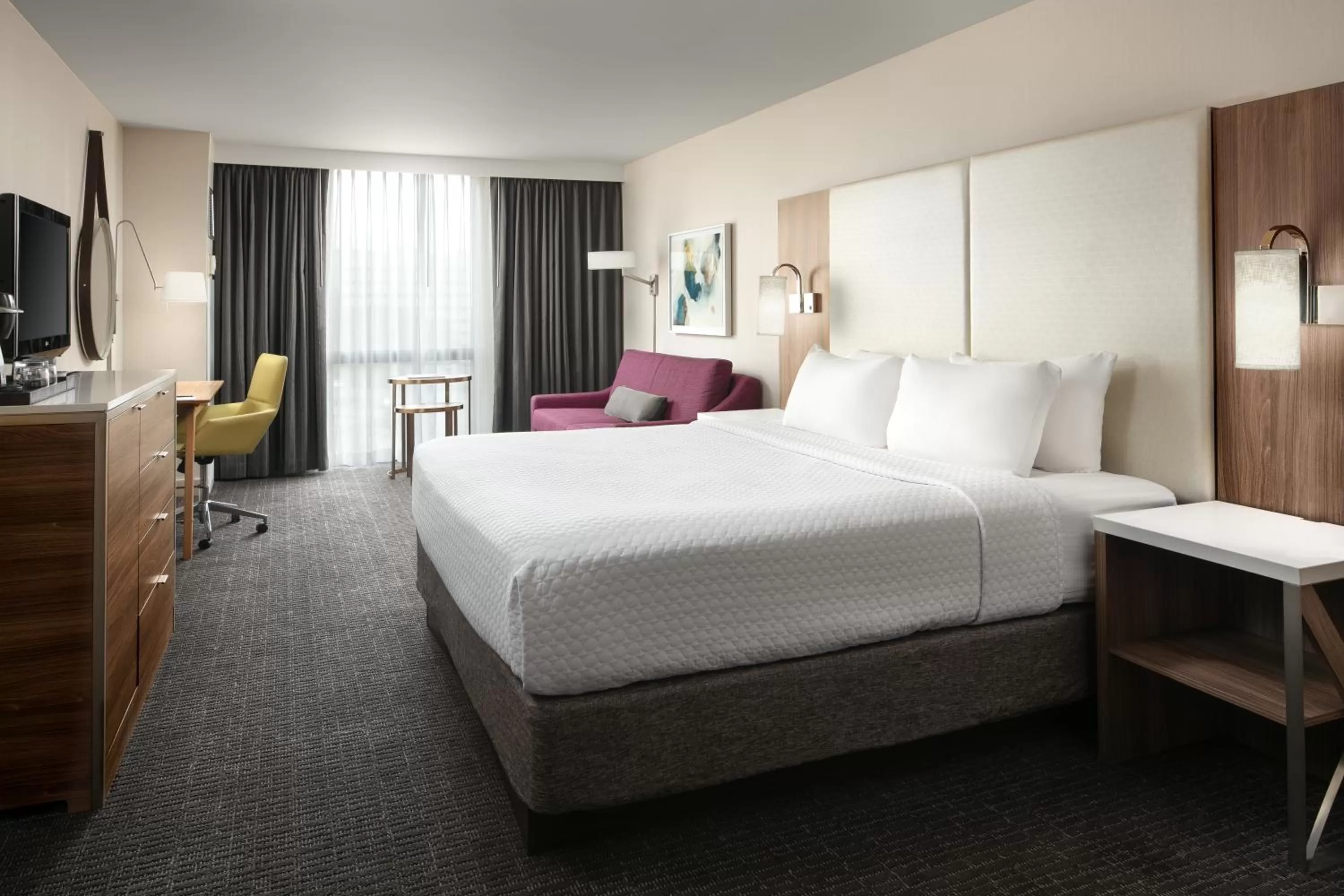 Photo of the whole room, Bed in Crowne Plaza Houston Med Ctr-Galleria Area by IHG