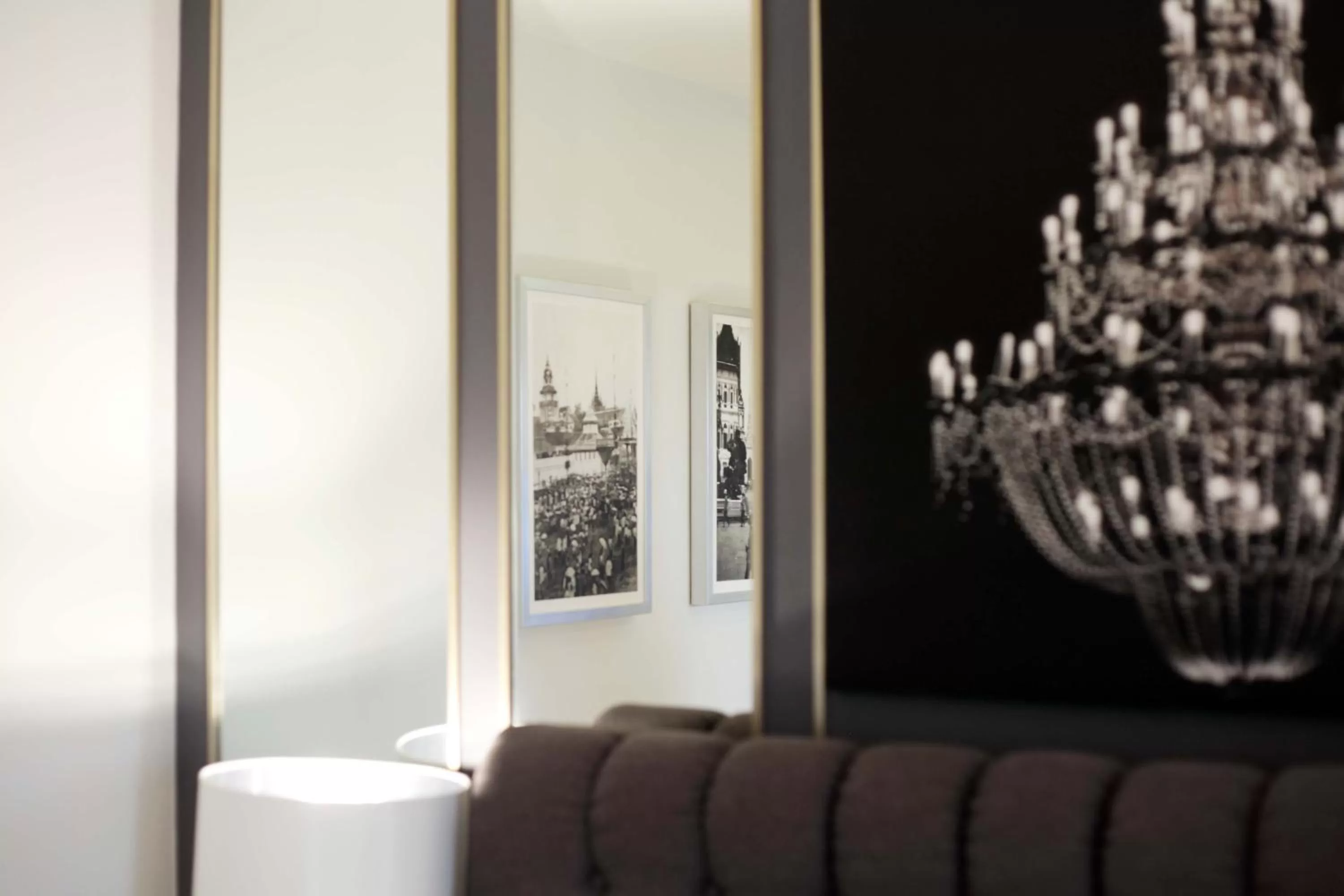 Deluxe Double Room Street View in Villa De Khaosan by Chillax