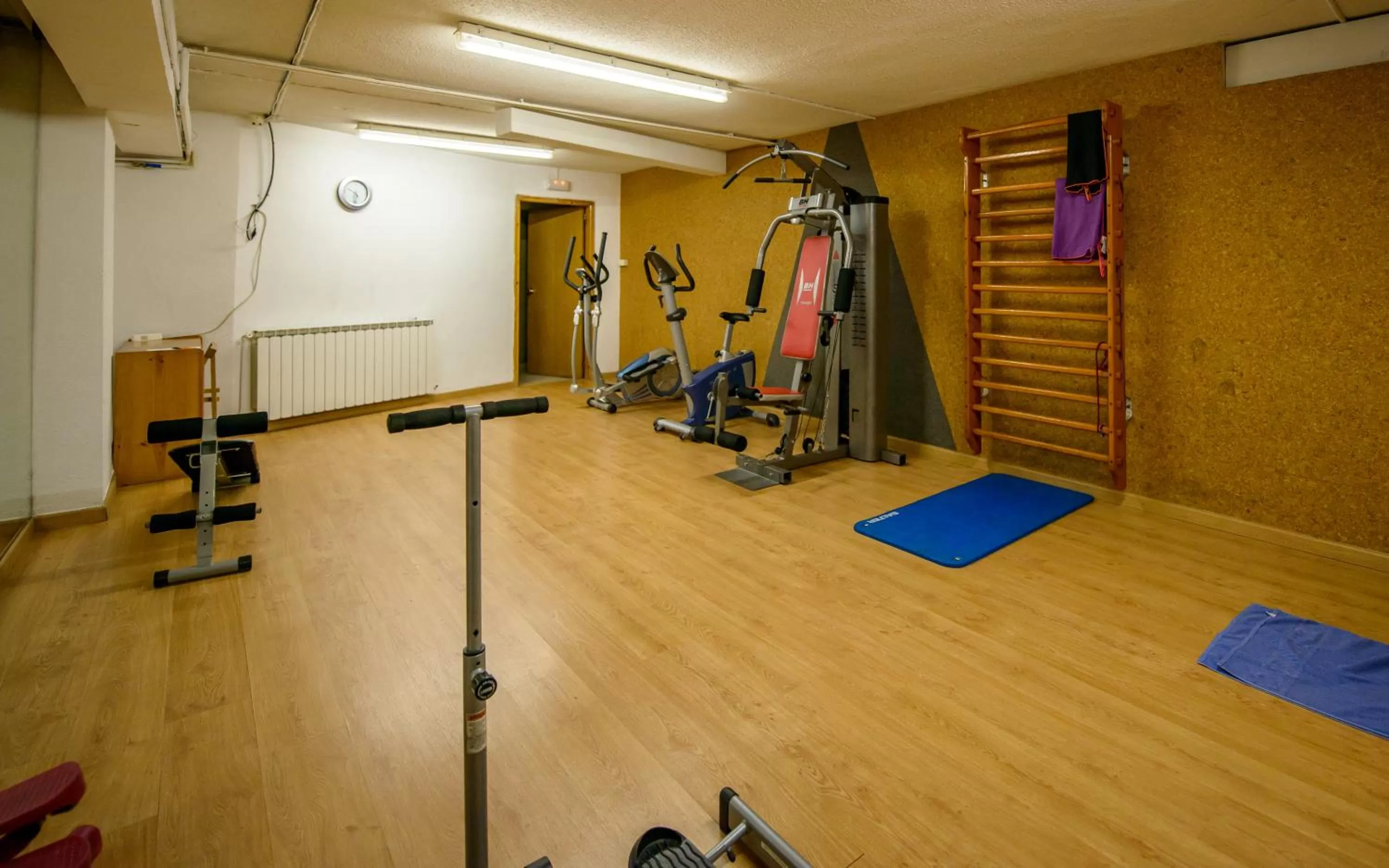 Fitness centre/facilities in Pey Resort