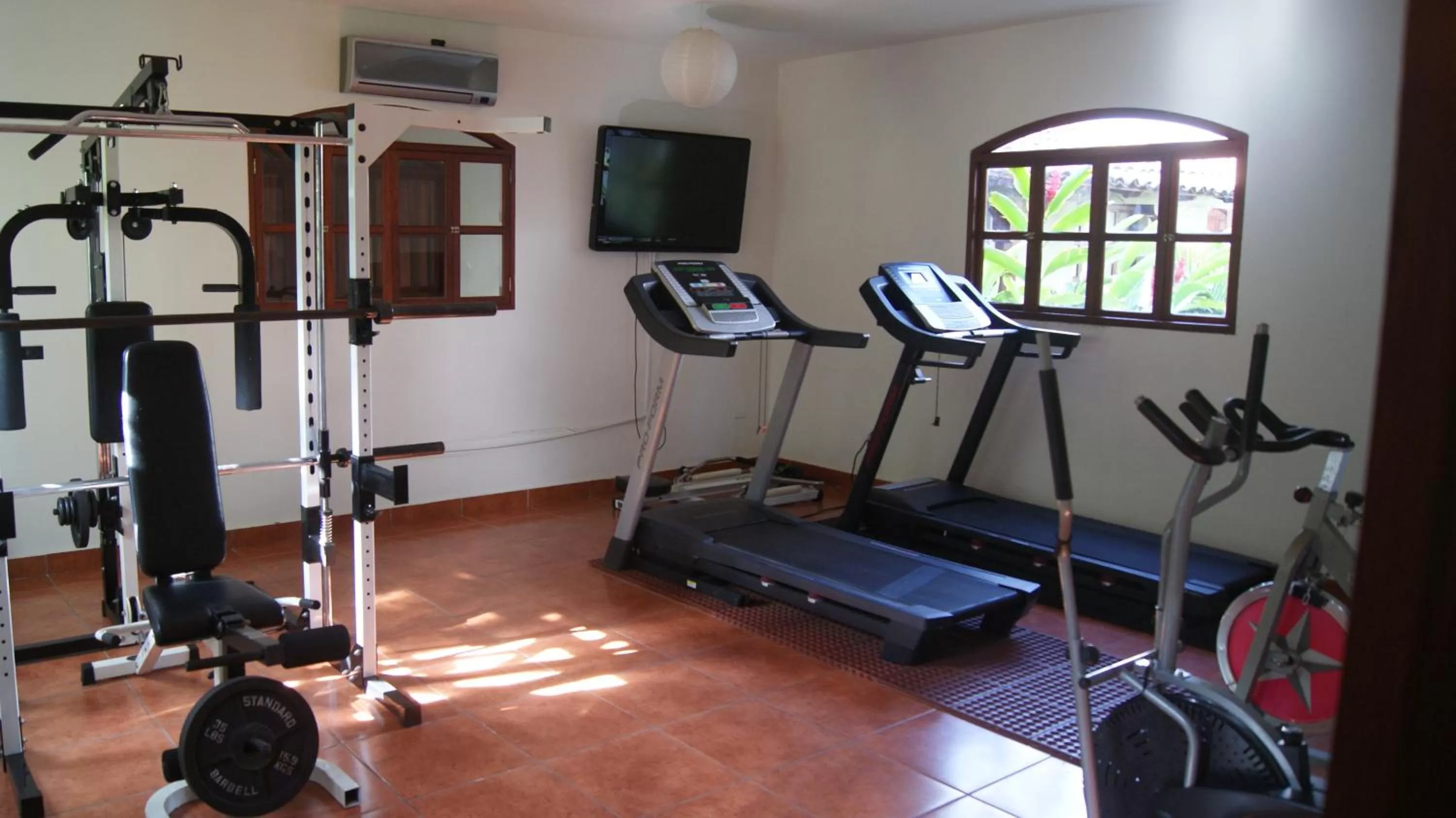 Fitness centre/facilities in Hotel Cacique Adiact